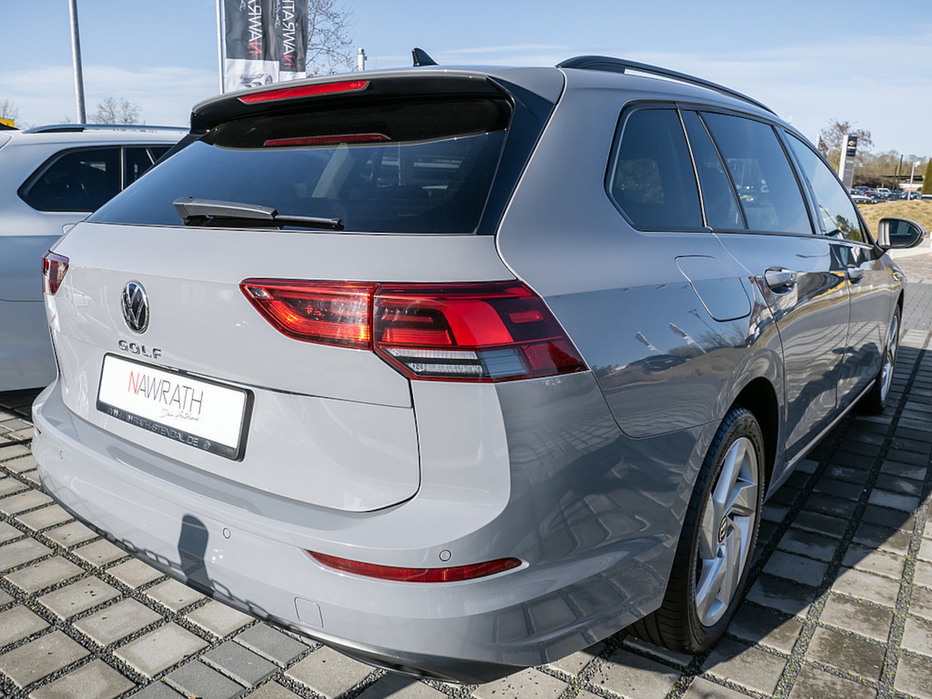 Volkswagen Golf Variant Life