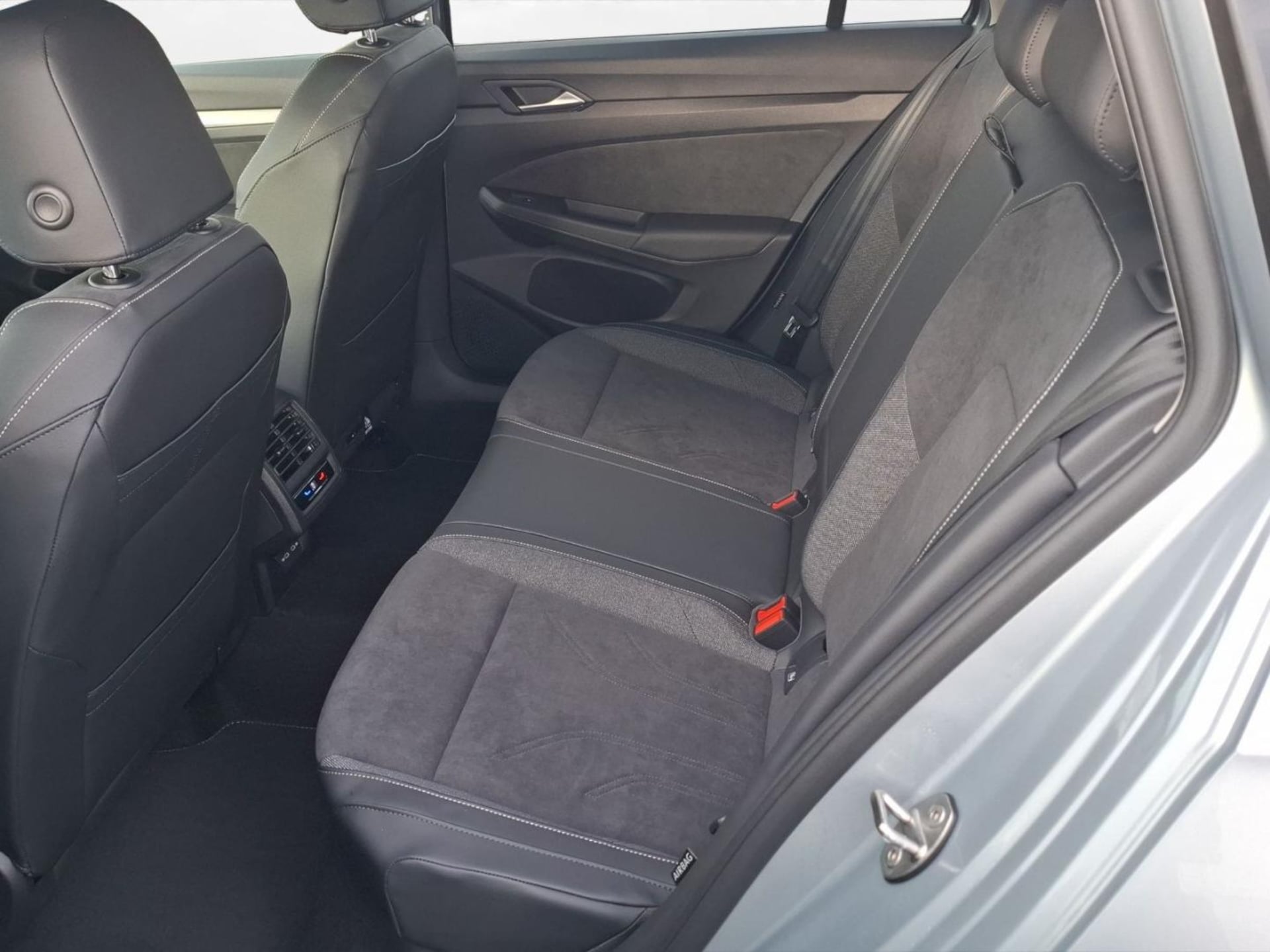 Volkswagen Golf Variant Style