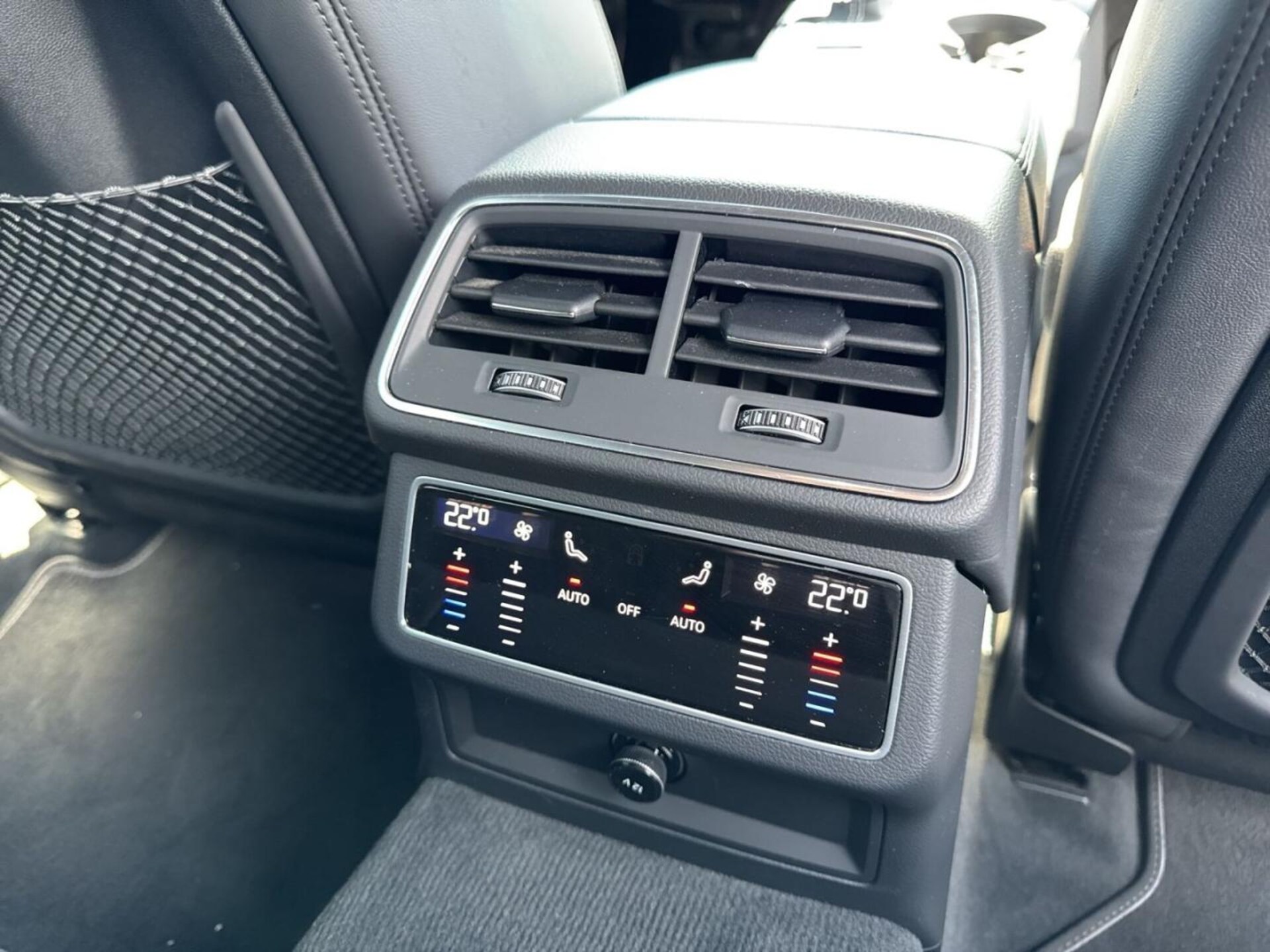Audi S6 Avant