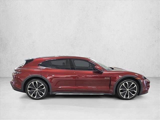 2022 Porsche Taycan Cross Turismo