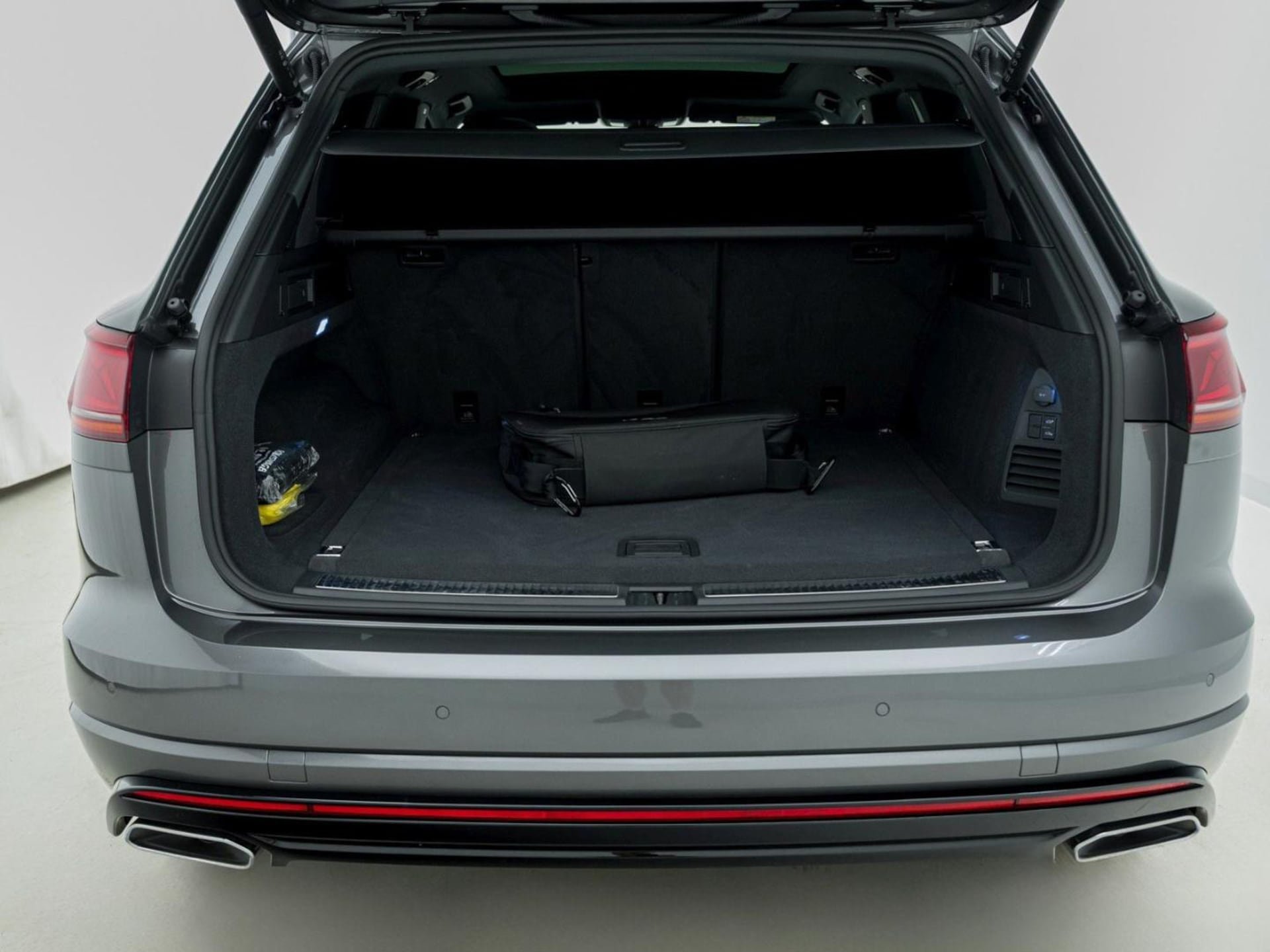 Volkswagen Touareg R