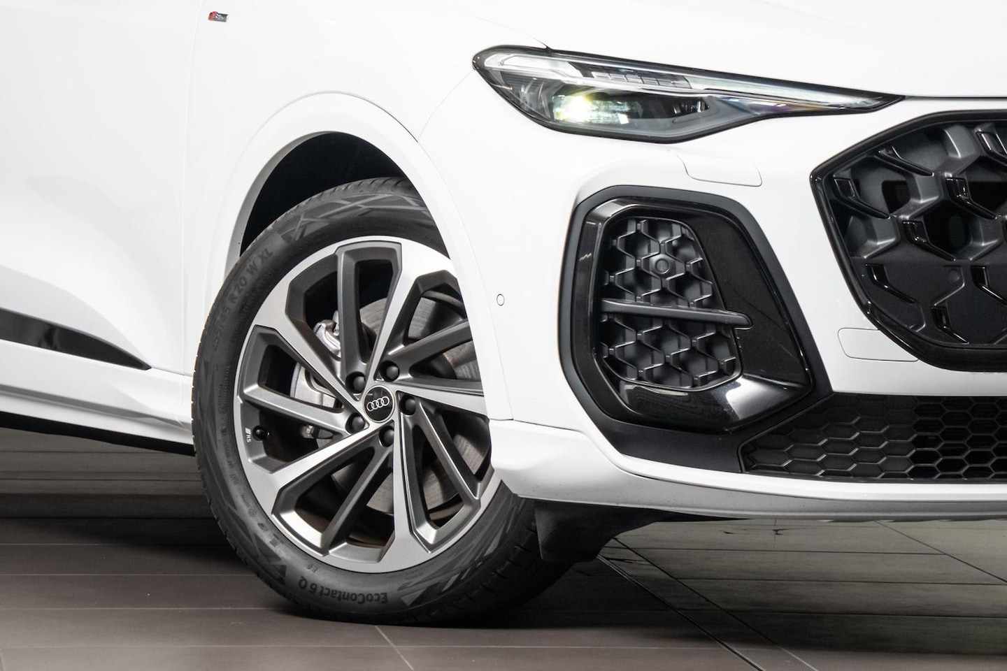 Image about Audi Q5 SUV TDI quattro 150 kW sport
