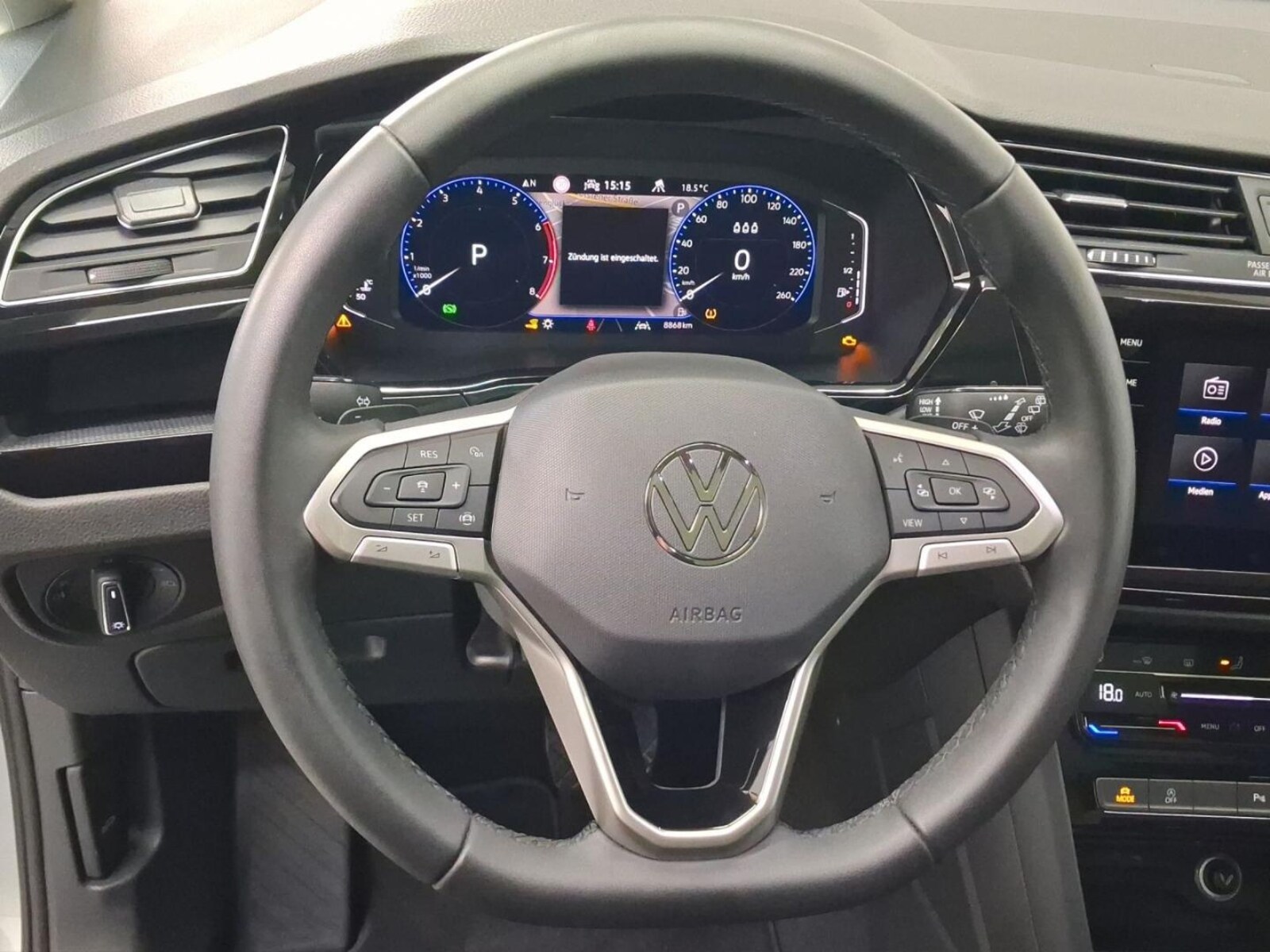 Volkswagen Touran – Bild 9
