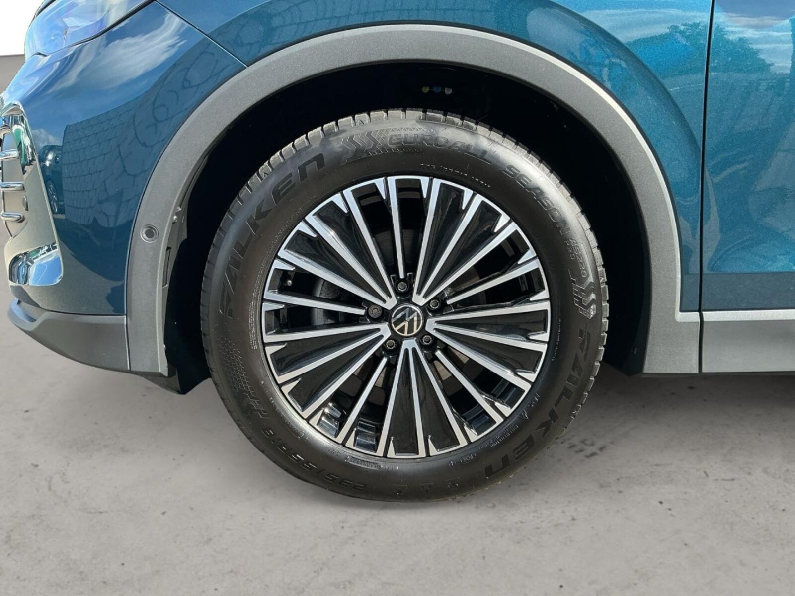 Volkswagen Tiguan – Bild 15