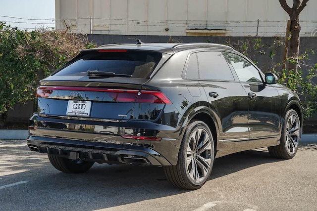 2026 Audi Q8