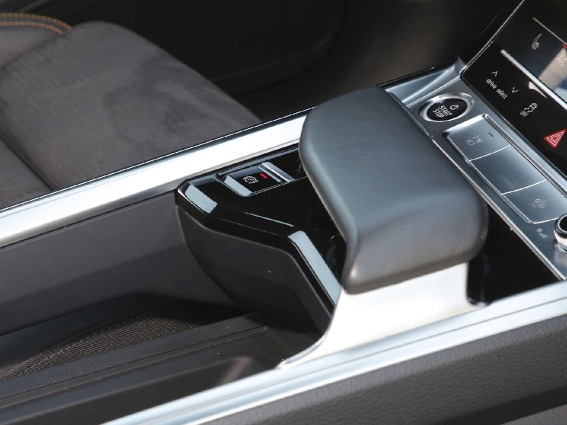 Audi e-tron Sportback S line
