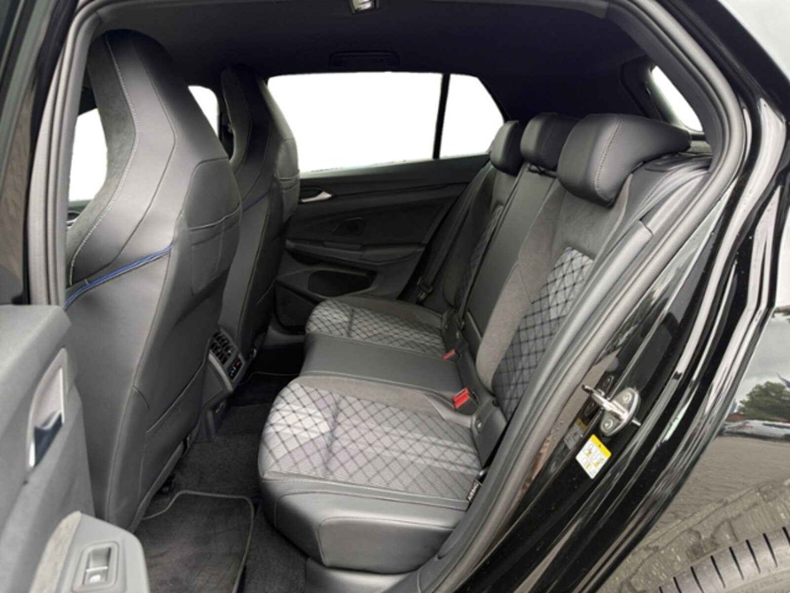 Volkswagen Golf – Bild 13