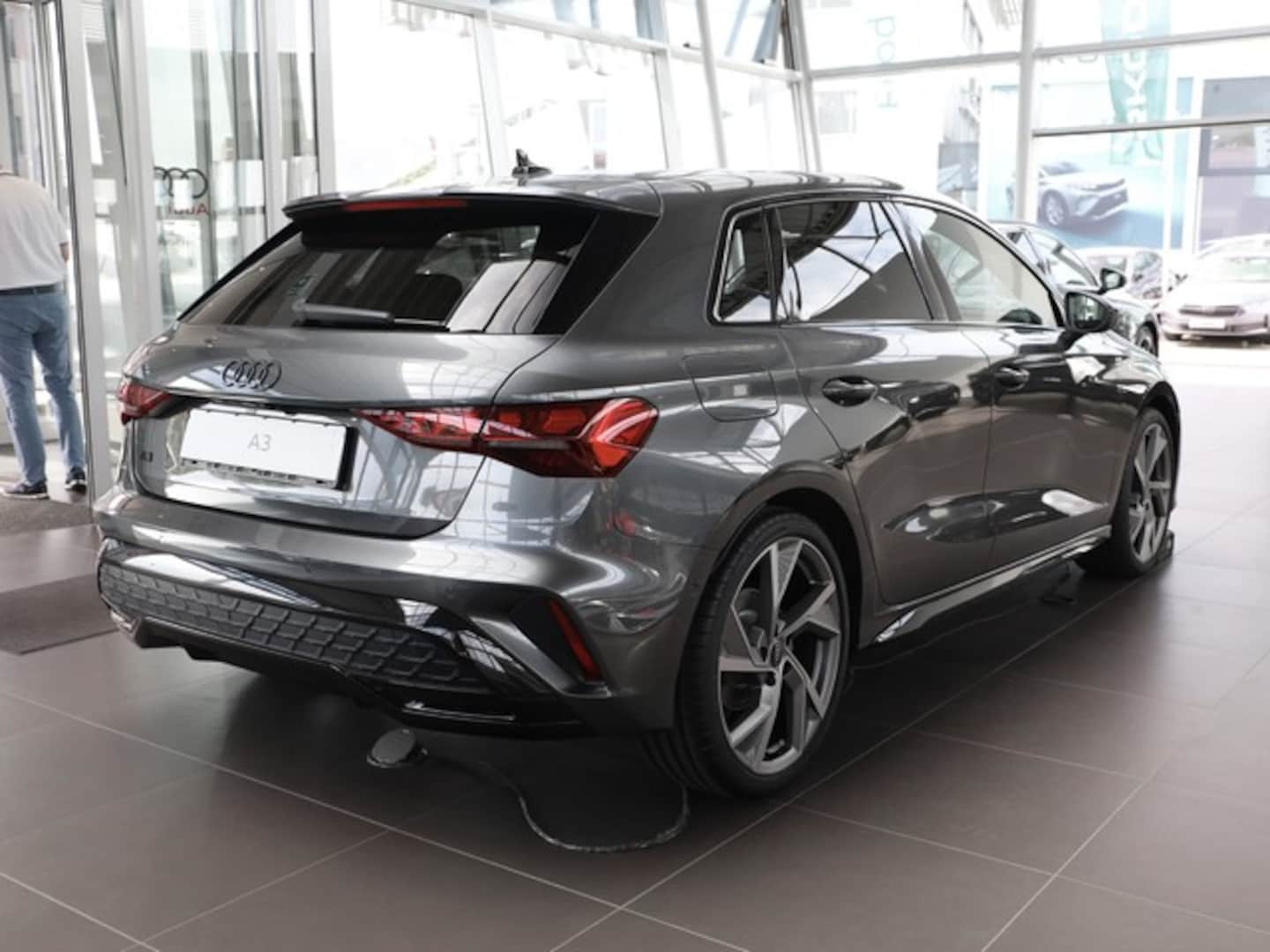 Bild über Audi A3 Sportback TFSI 110 kW S tronic - für weitere Informationen kontaktieren Sie den Audi Partner