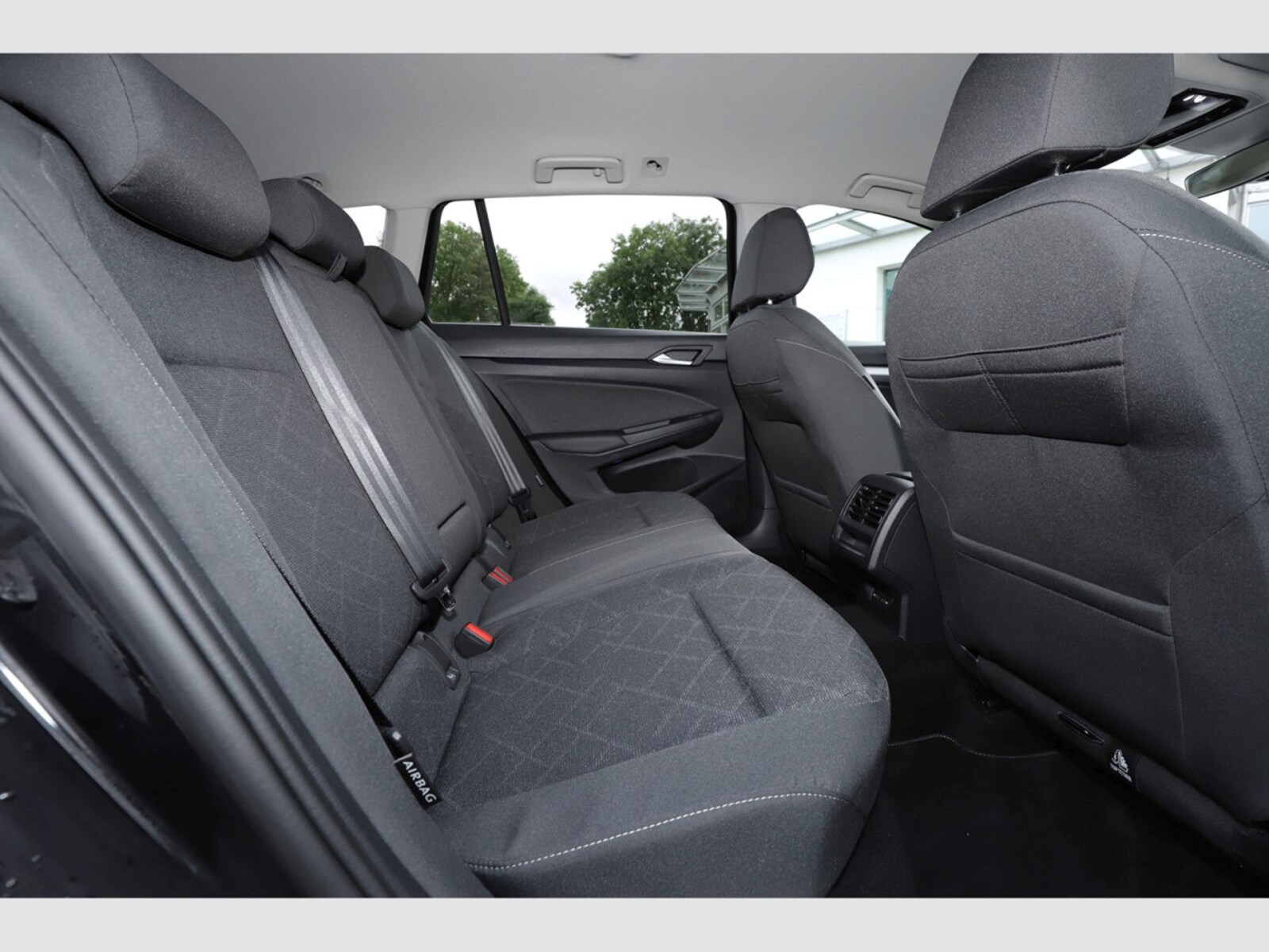 Volkswagen Golf Variant – Bild 9