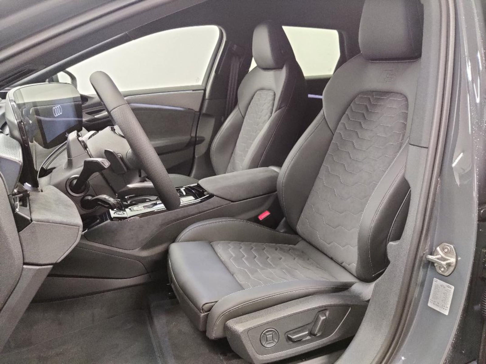 Audi A6 Avant e-tron – Bild 12