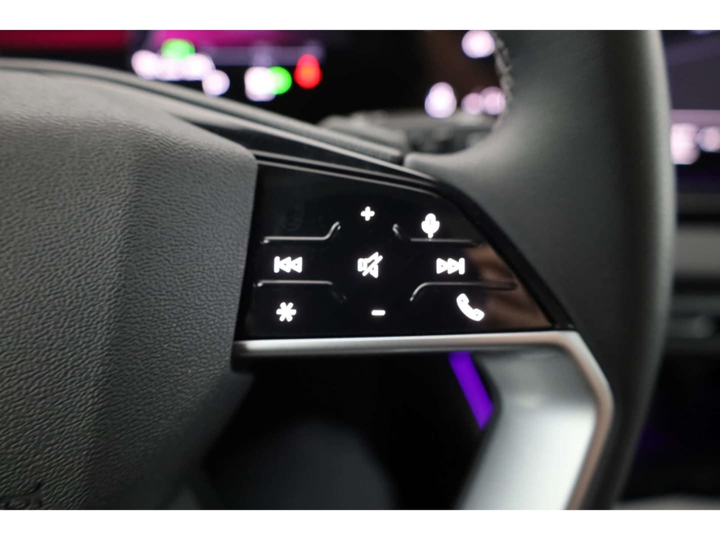 Bild über Audi A6 Avant TDI quattro 150 kW S tronic - für weitere Informationen kontaktieren Sie den Audi Partner