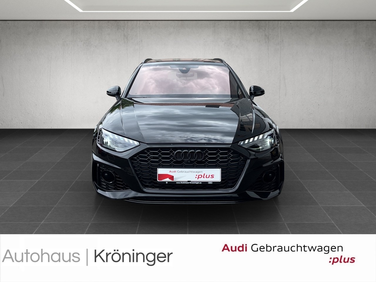 Image about Audi RS 4 Avant TFSI quattro tiptronic