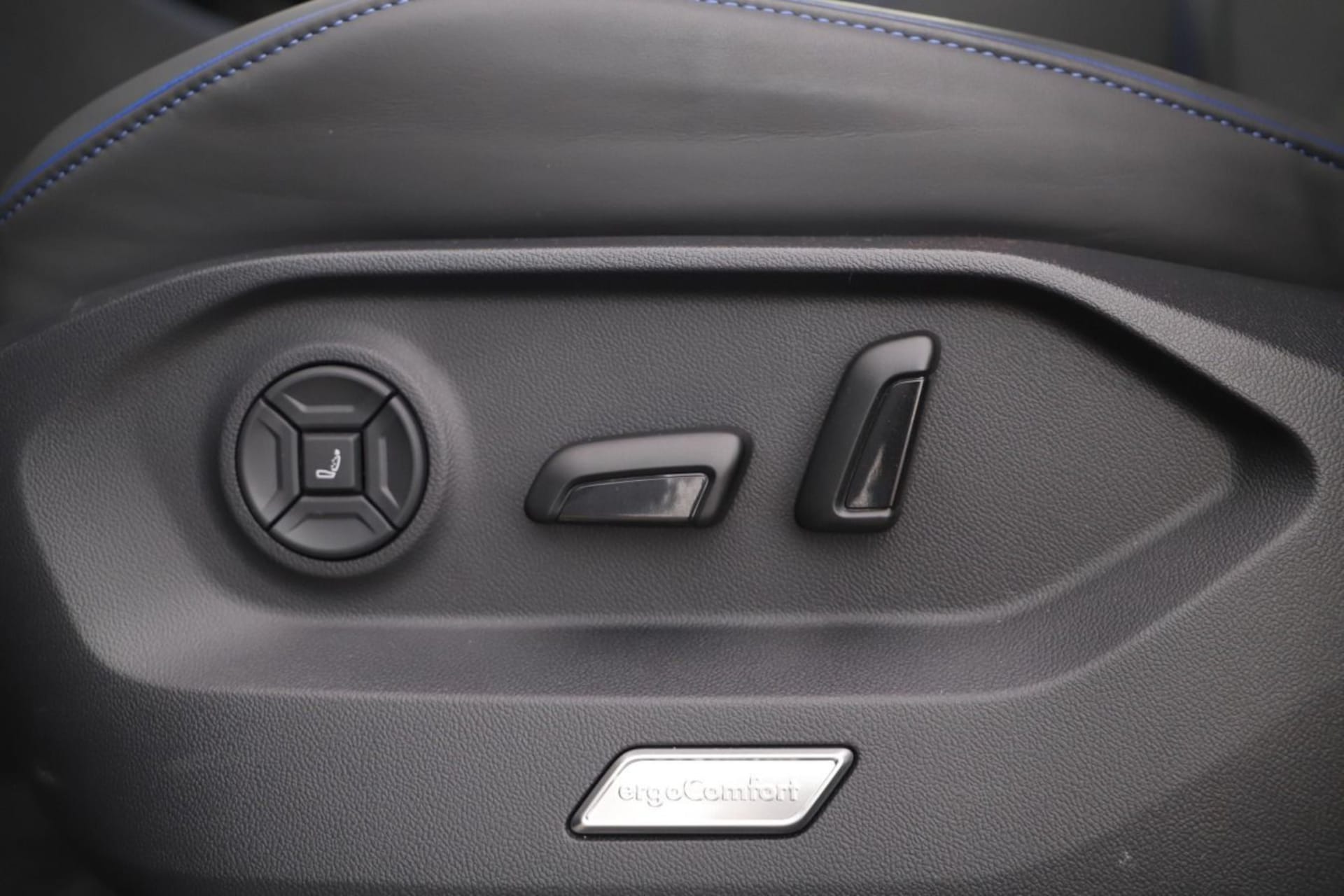 Volkswagen Touareg R