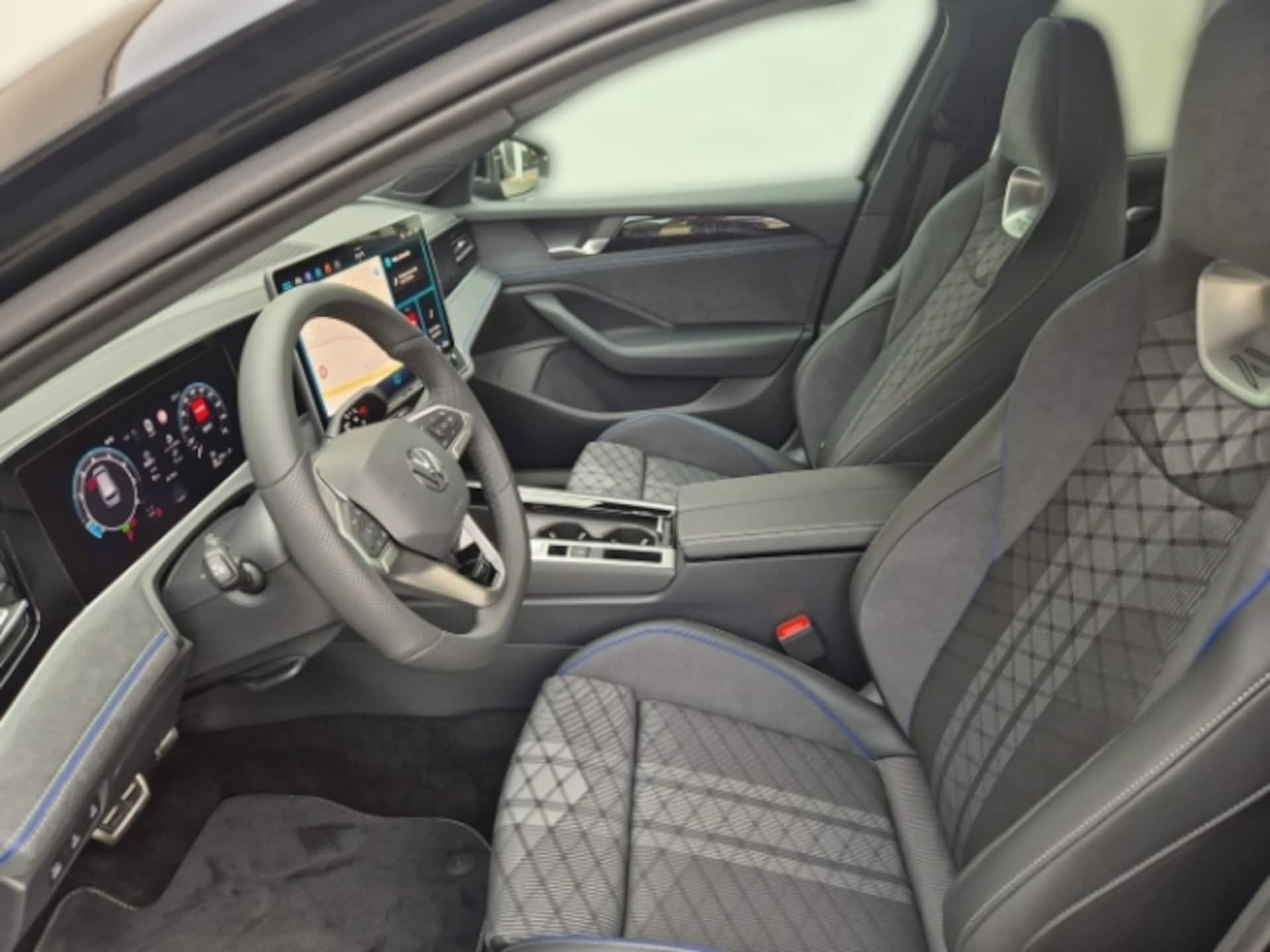 Volkswagen Passat R-Line