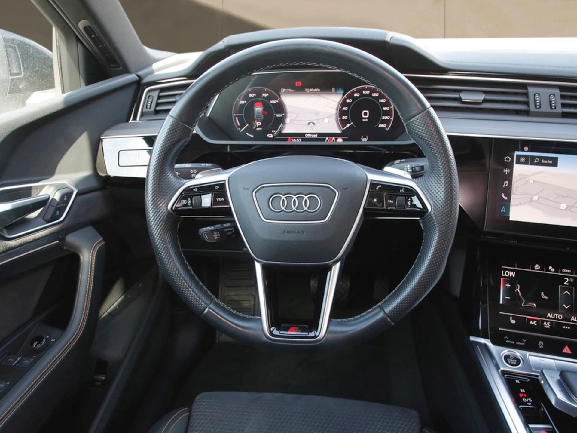 Audi e-tron Sportback S line