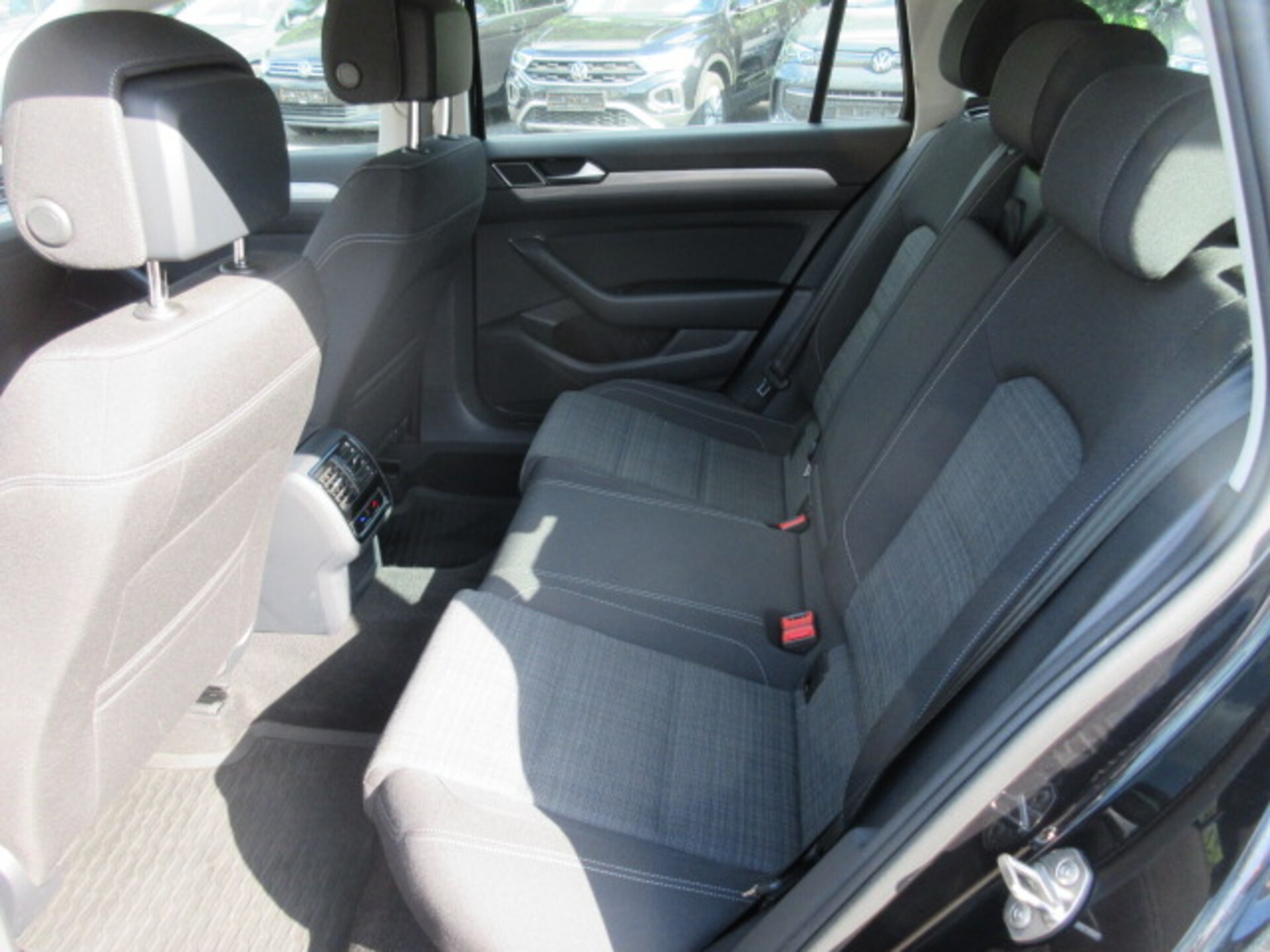 Volkswagen Passat Variant Business
