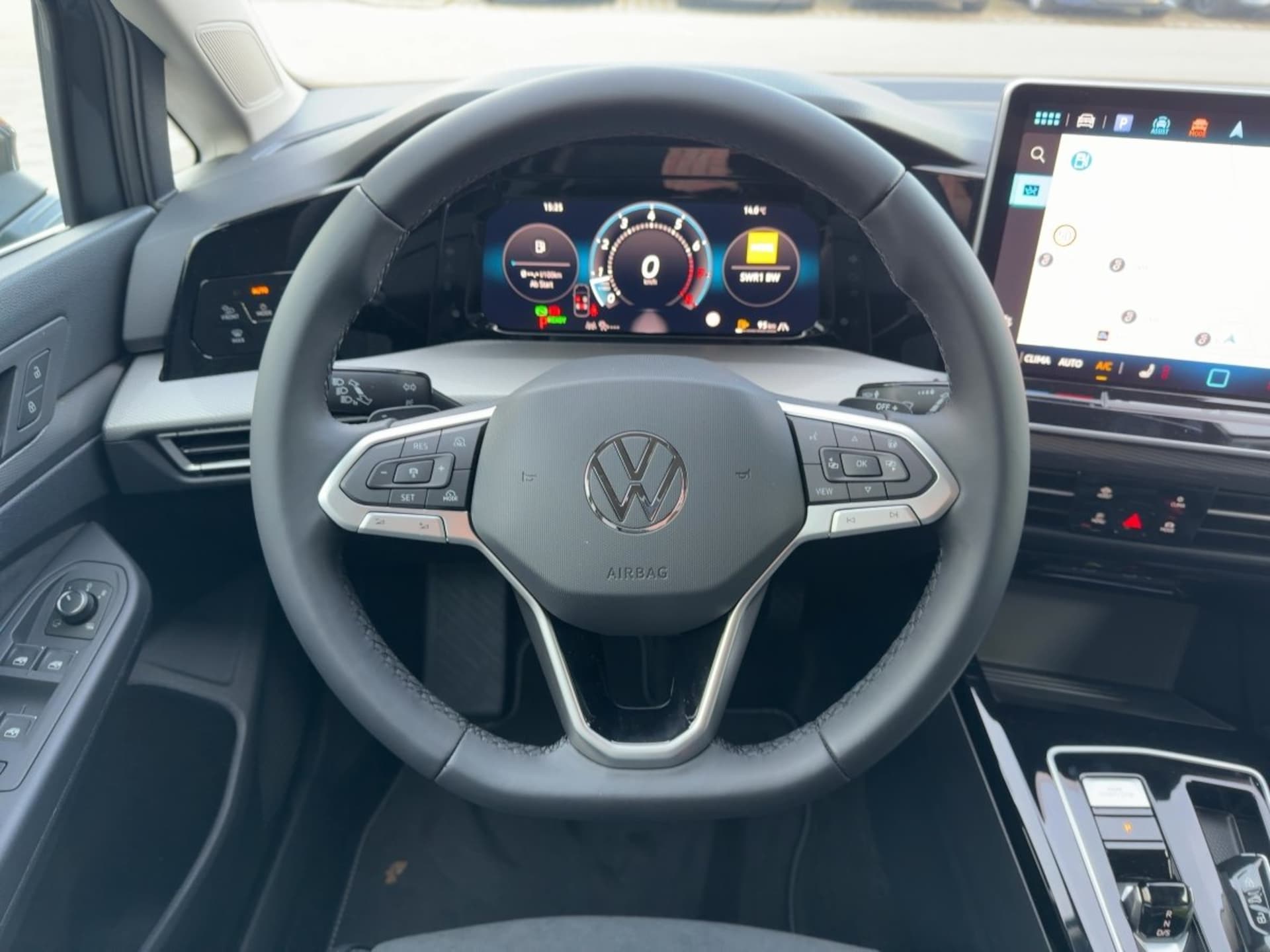 Volkswagen Golf Style