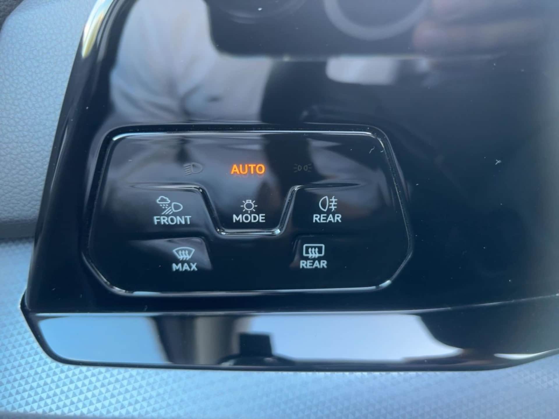 Volkswagen Golf Active
