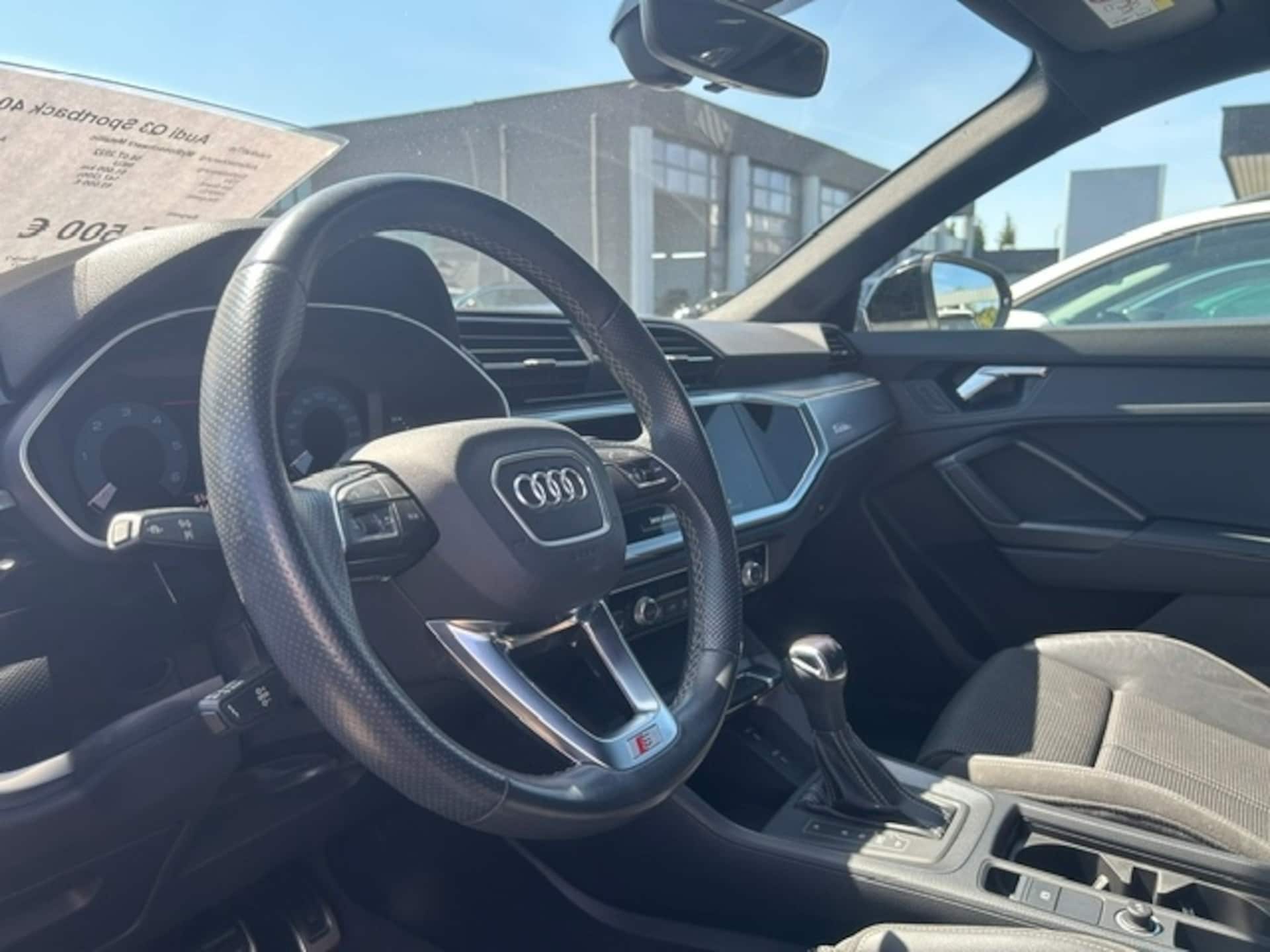 Audi Q3 Sportback S line