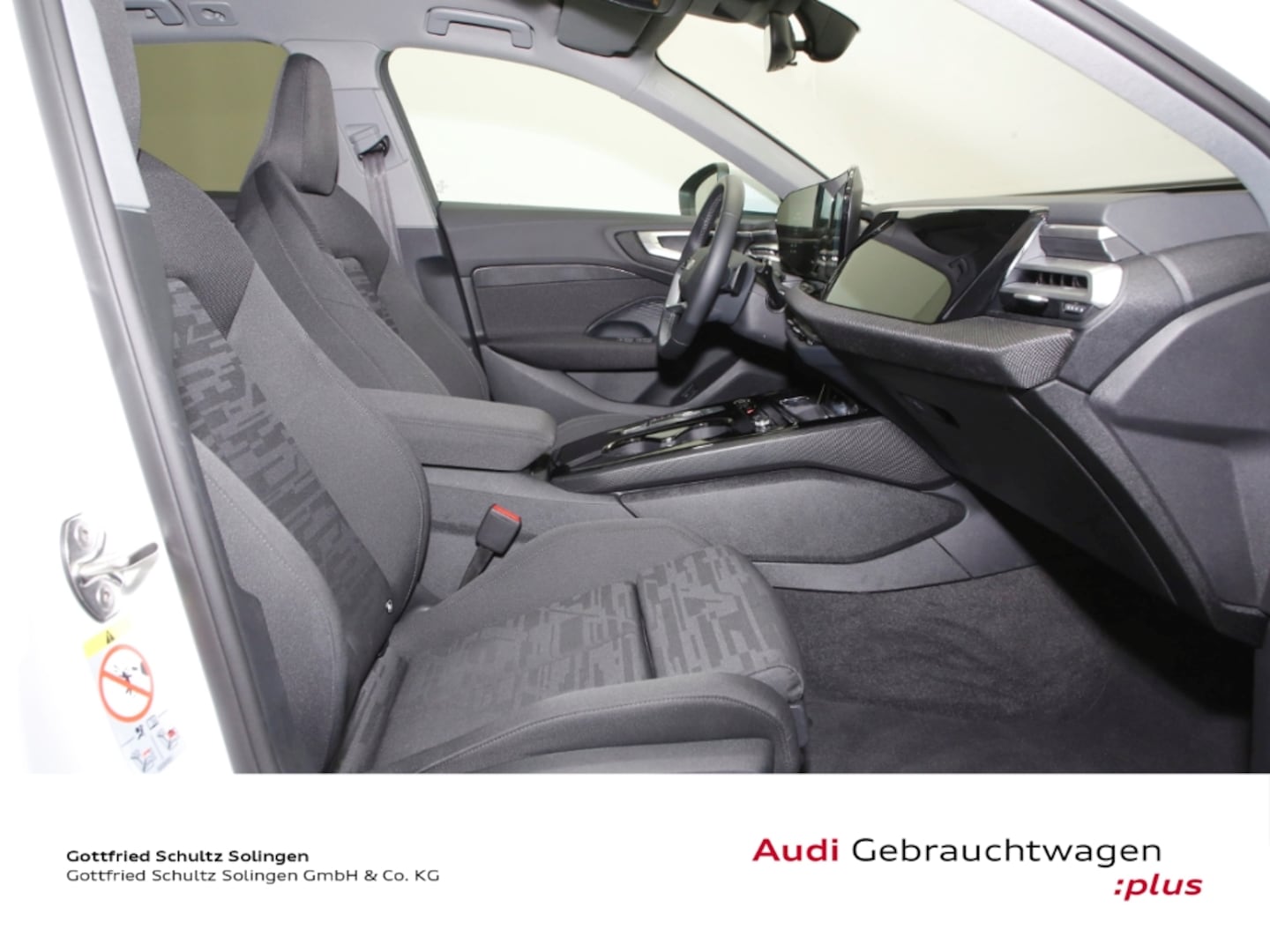 Bild über Audi A5 Avant e-hybrid e-hybrid quattro 220 kW S tronic - für weitere Informationen kontaktieren Sie den Audi Partner