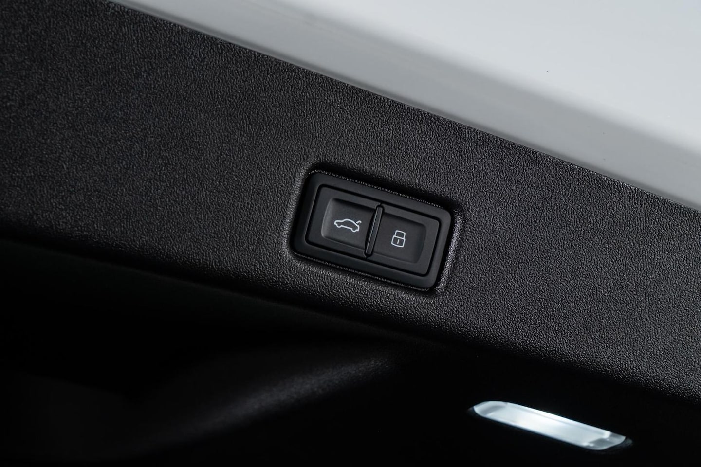 Image about Audi Q5 SUV TDI quattro 150 kW sport