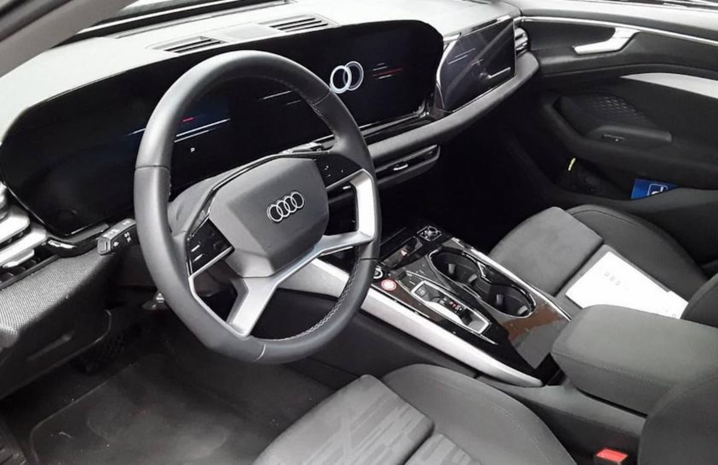 Bild über Audi A6 Avant TFSI 150 kW S tronic - für weitere Informationen kontaktieren Sie den Audi Partner