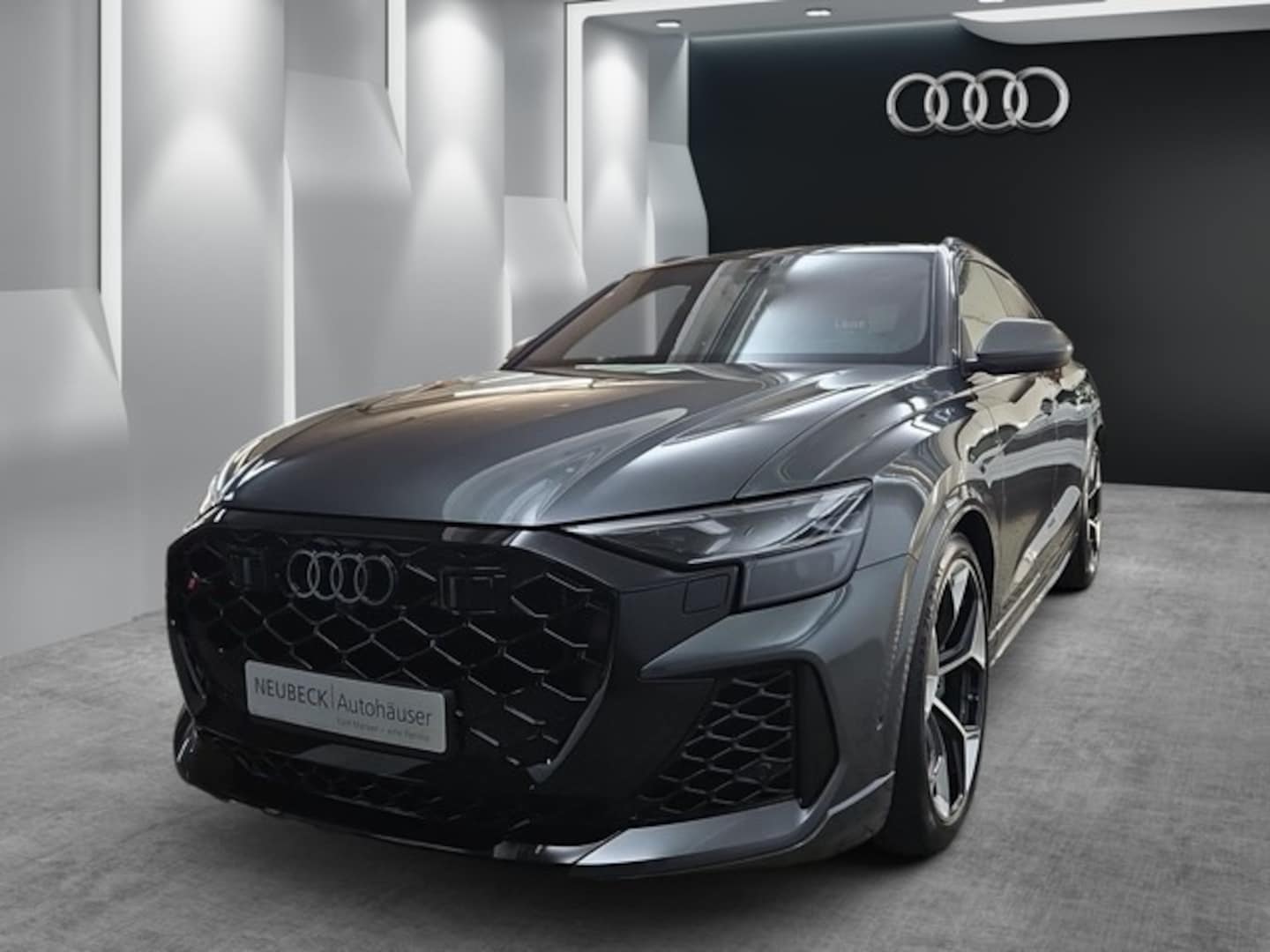 Bild über Audi RS Q8 SUV TFSI quattro 471 kW tiptronic - für weitere Informationen kontaktieren Sie den Audi Partner