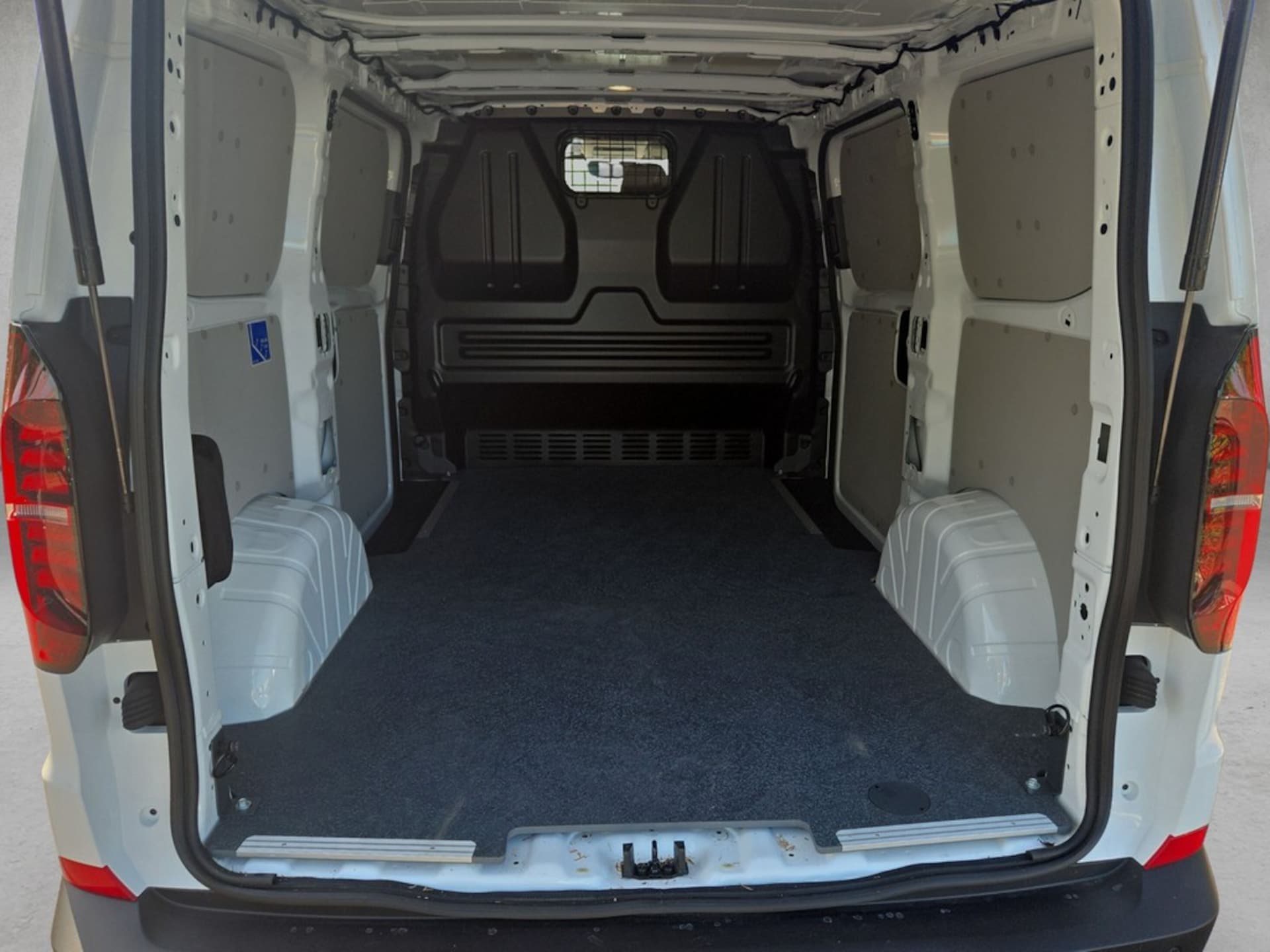 Volkswagen Transporter Kasten kurzer Radstand