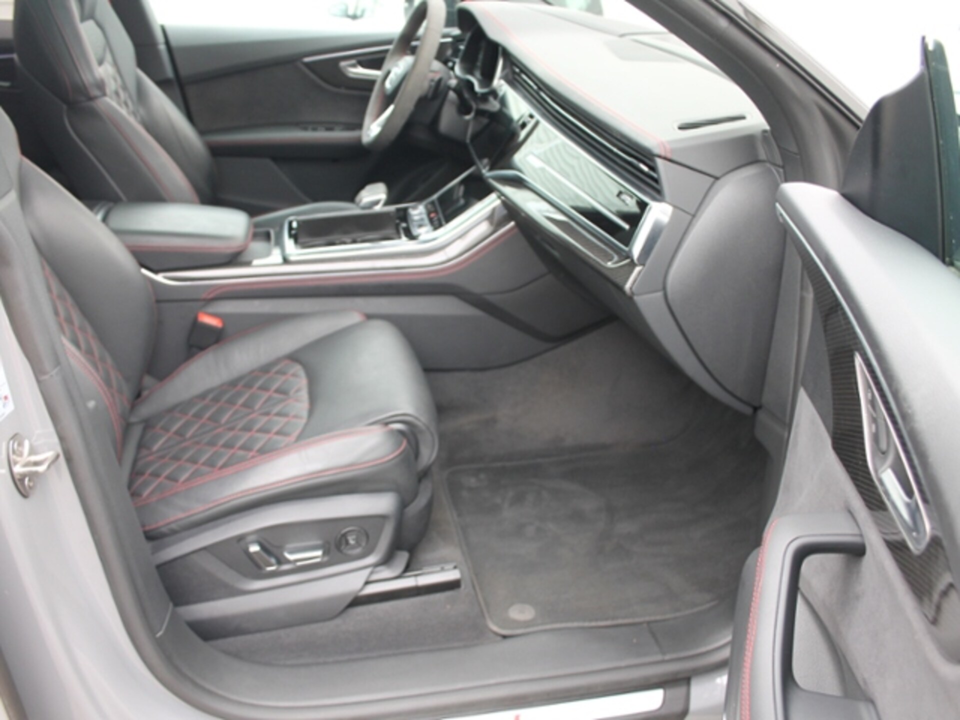 Audi Q8 SUV
