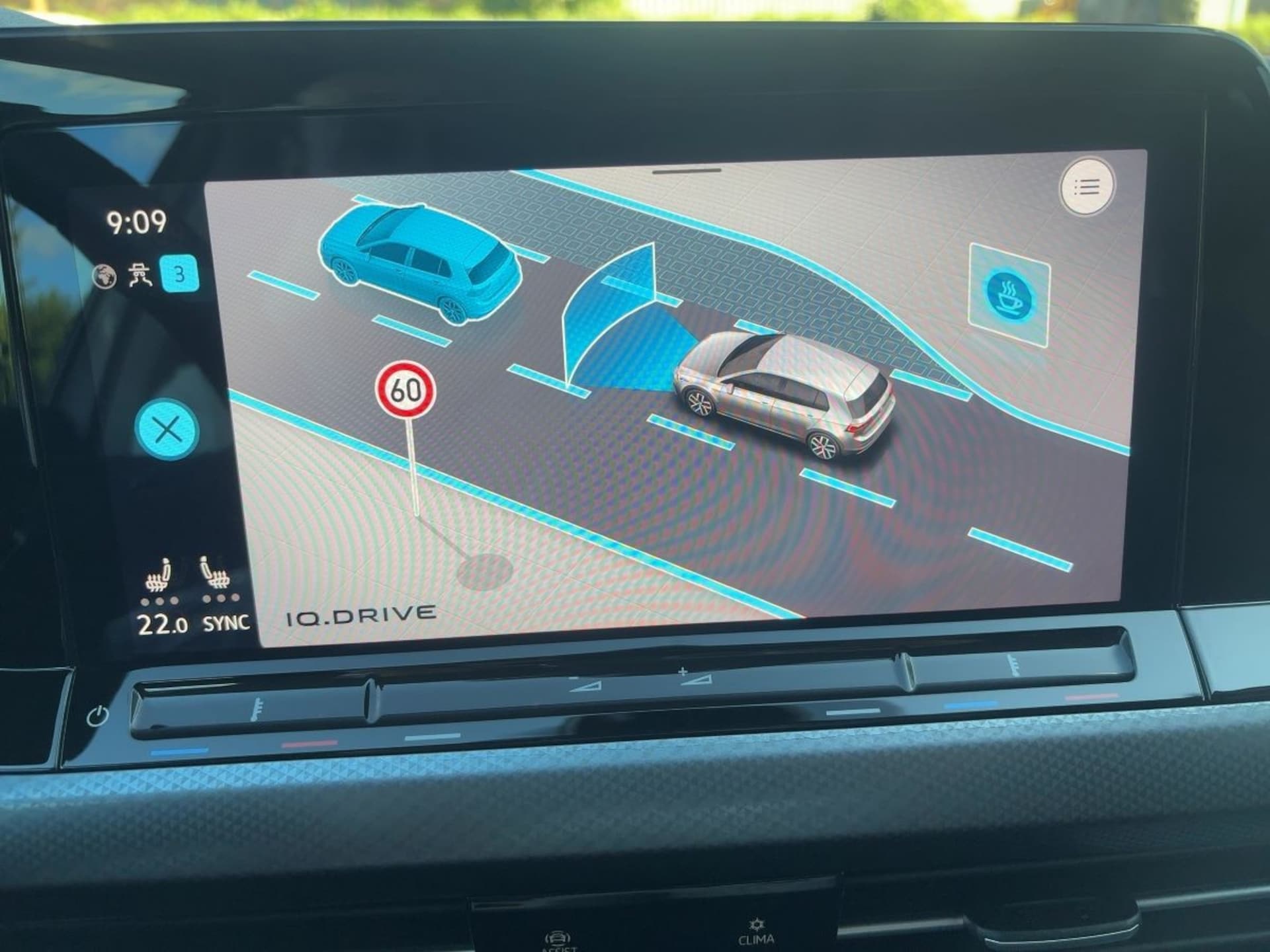 Volkswagen Golf Active