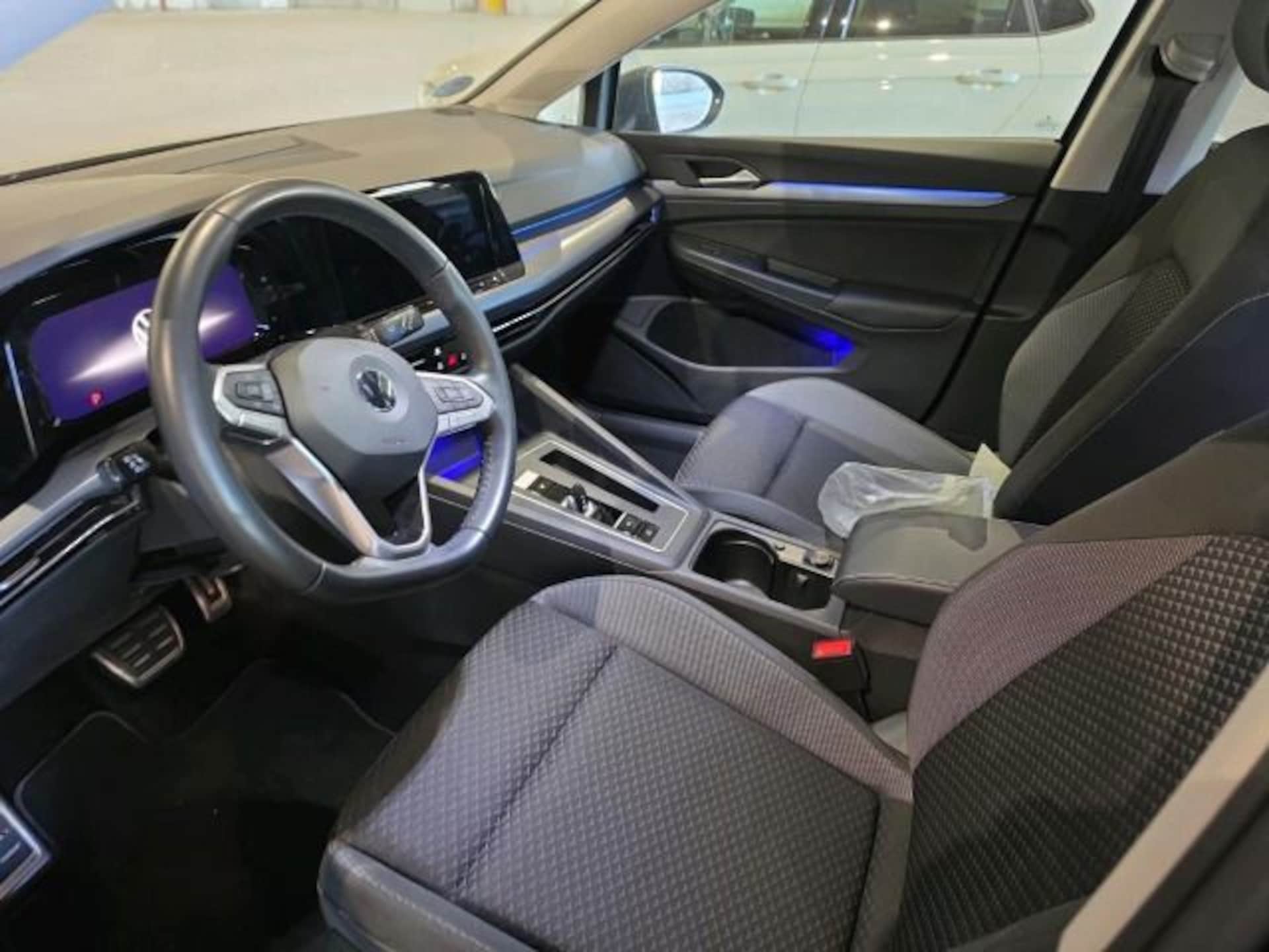 Volkswagen Golf Active