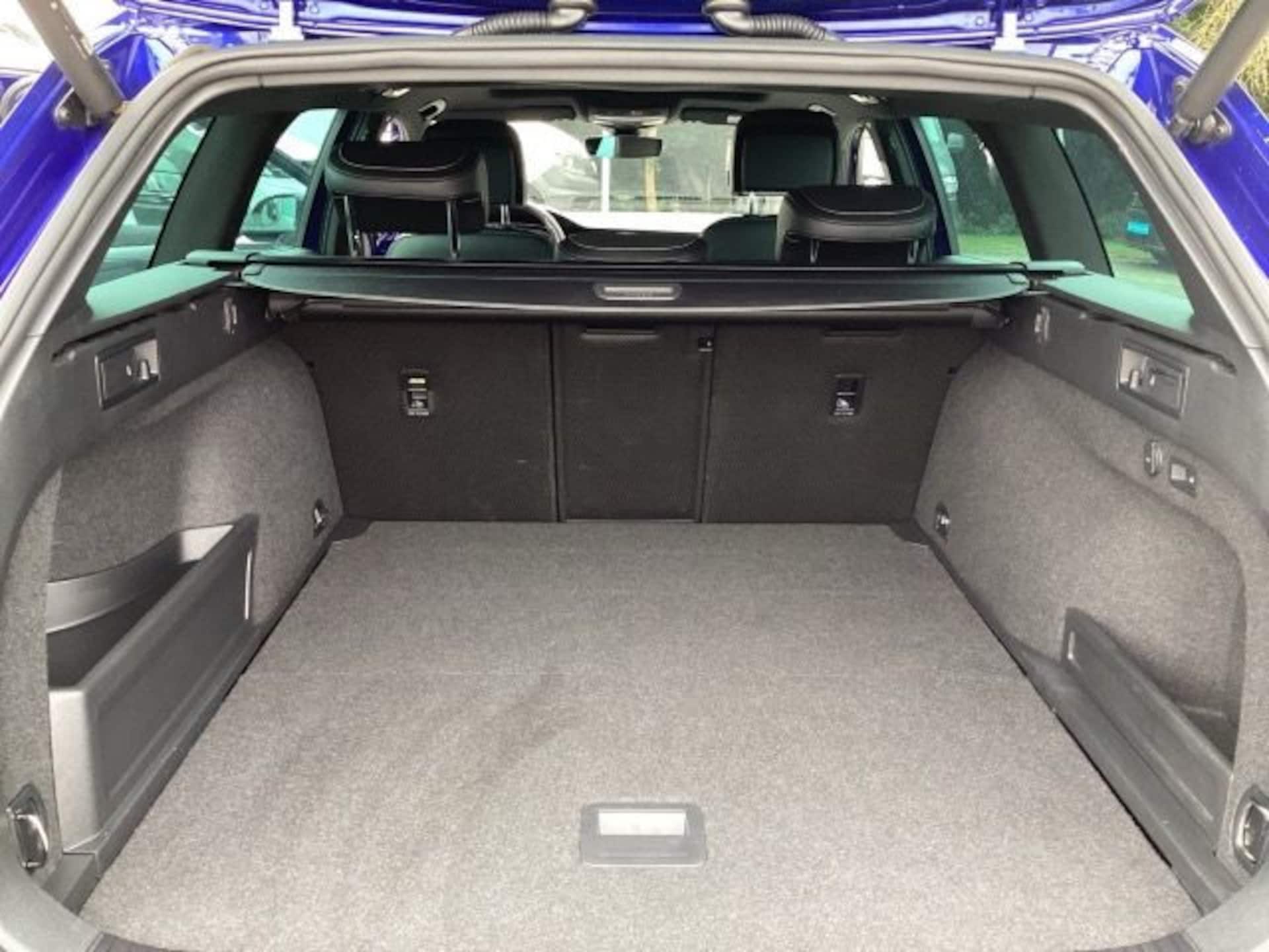 Volkswagen Passat Variant Elegance