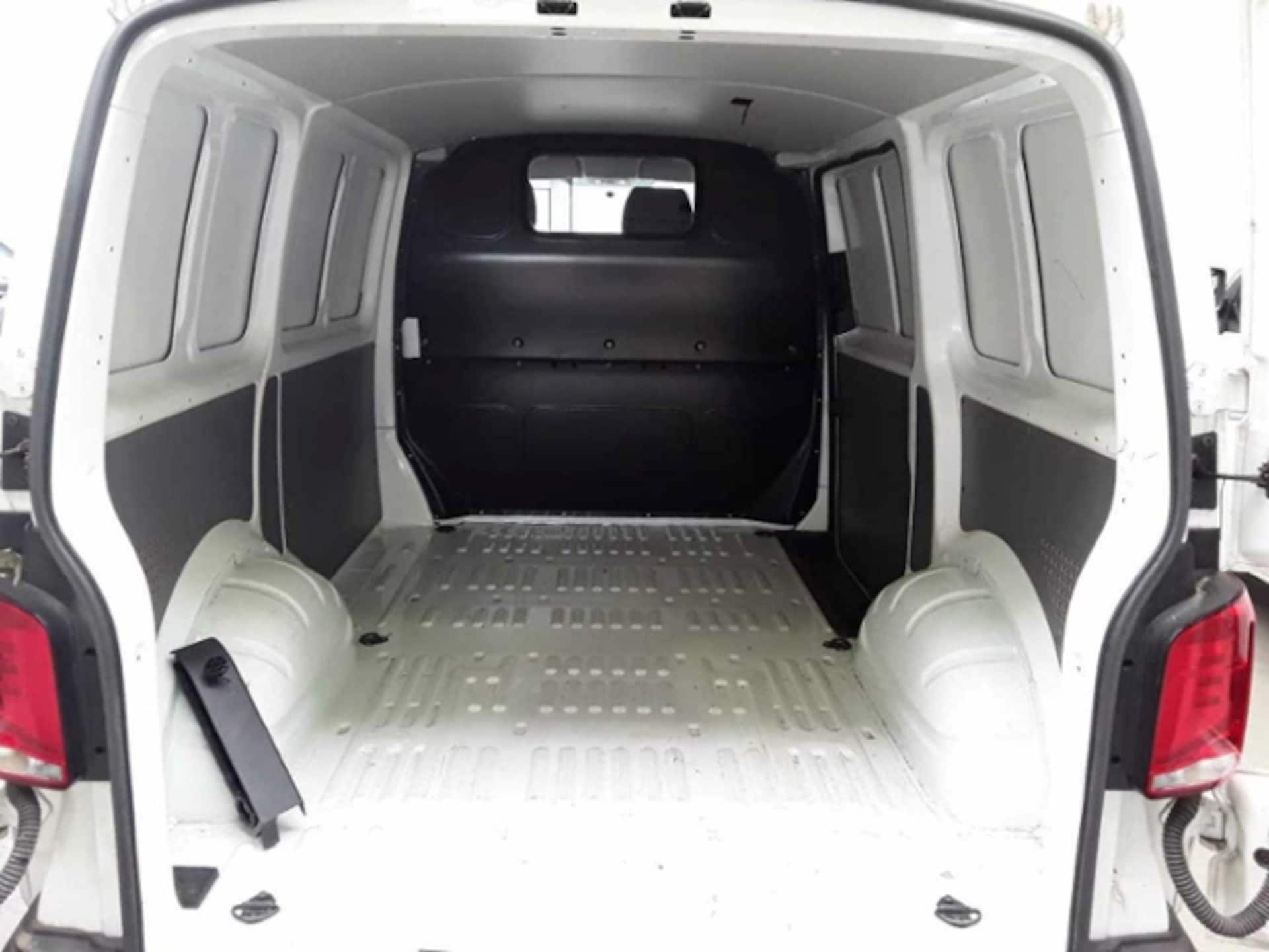 Volkswagen T6.1 Transporter Kasten kurzer Radstand