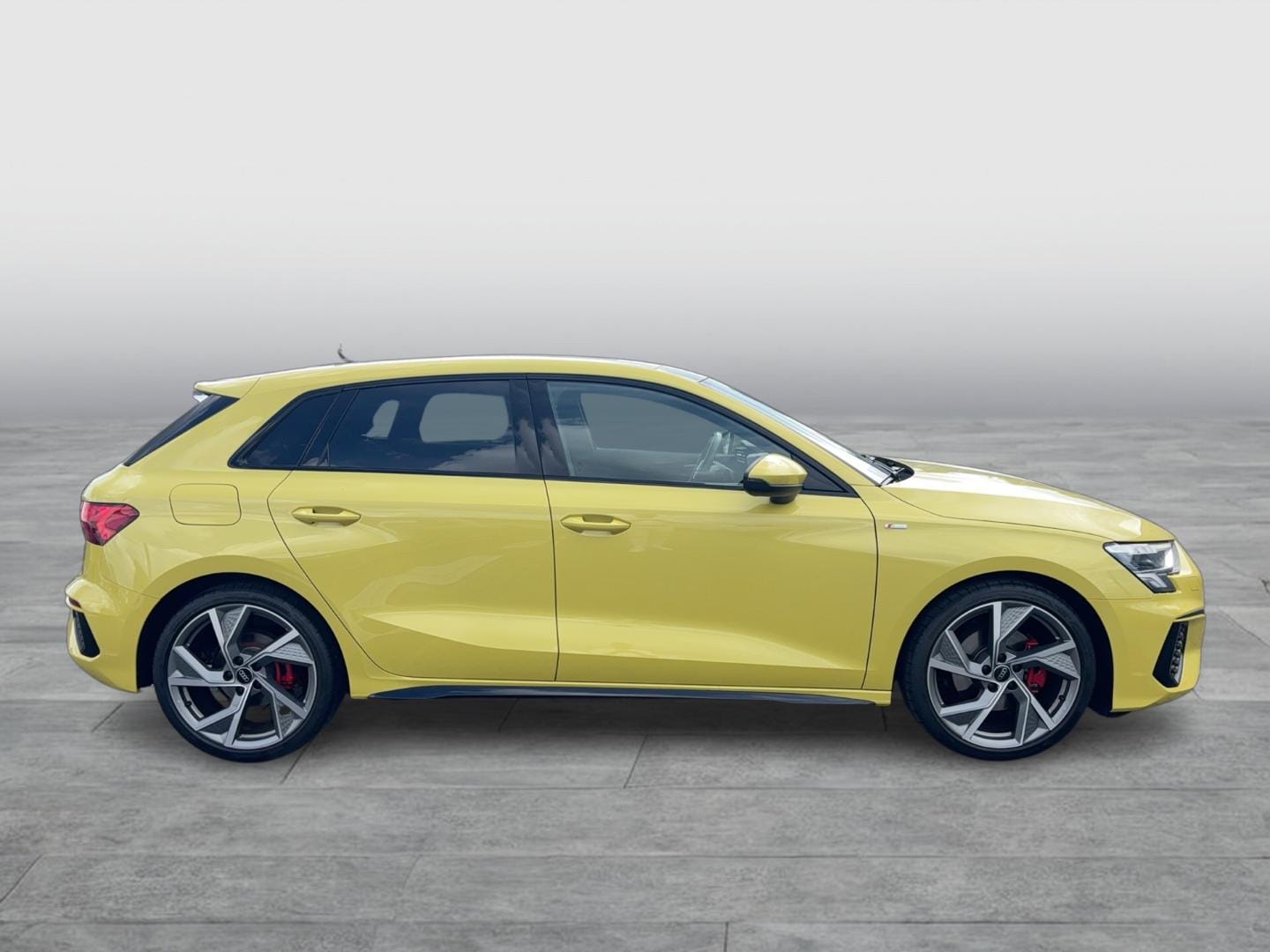 Bild über Audi A3 Sportback S line 35 TFSI S tronic - für weitere Informationen kontaktieren Sie den Audi Partner