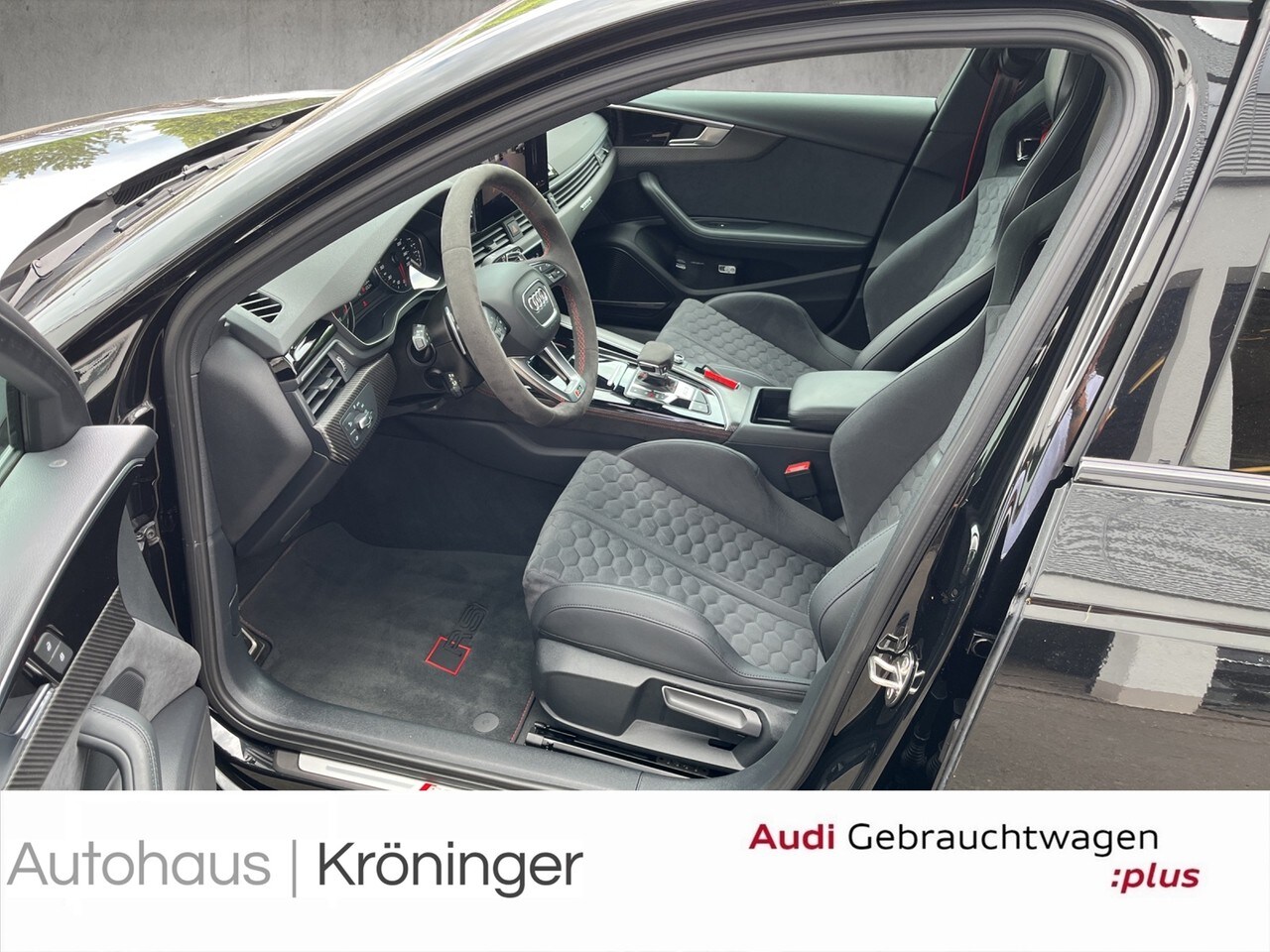 Image about Audi RS 4 Avant TFSI quattro tiptronic