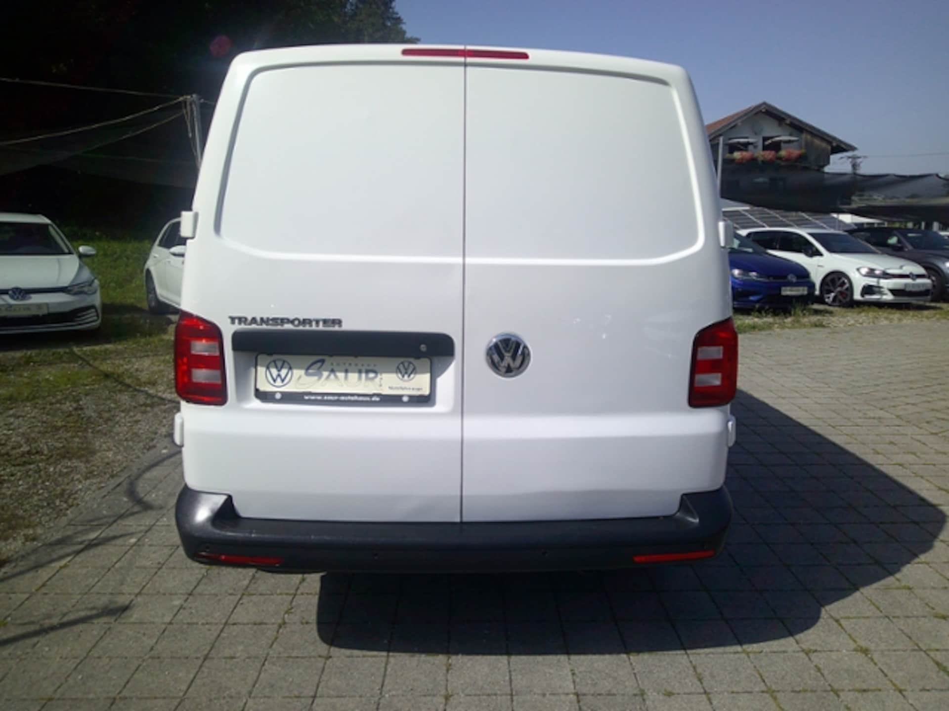 Volkswagen T6 Transporter Kasten kurzer Radstand