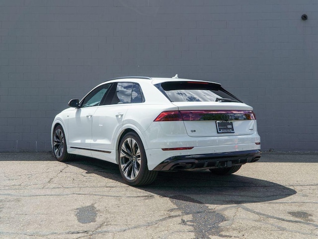 2026 Audi Q8