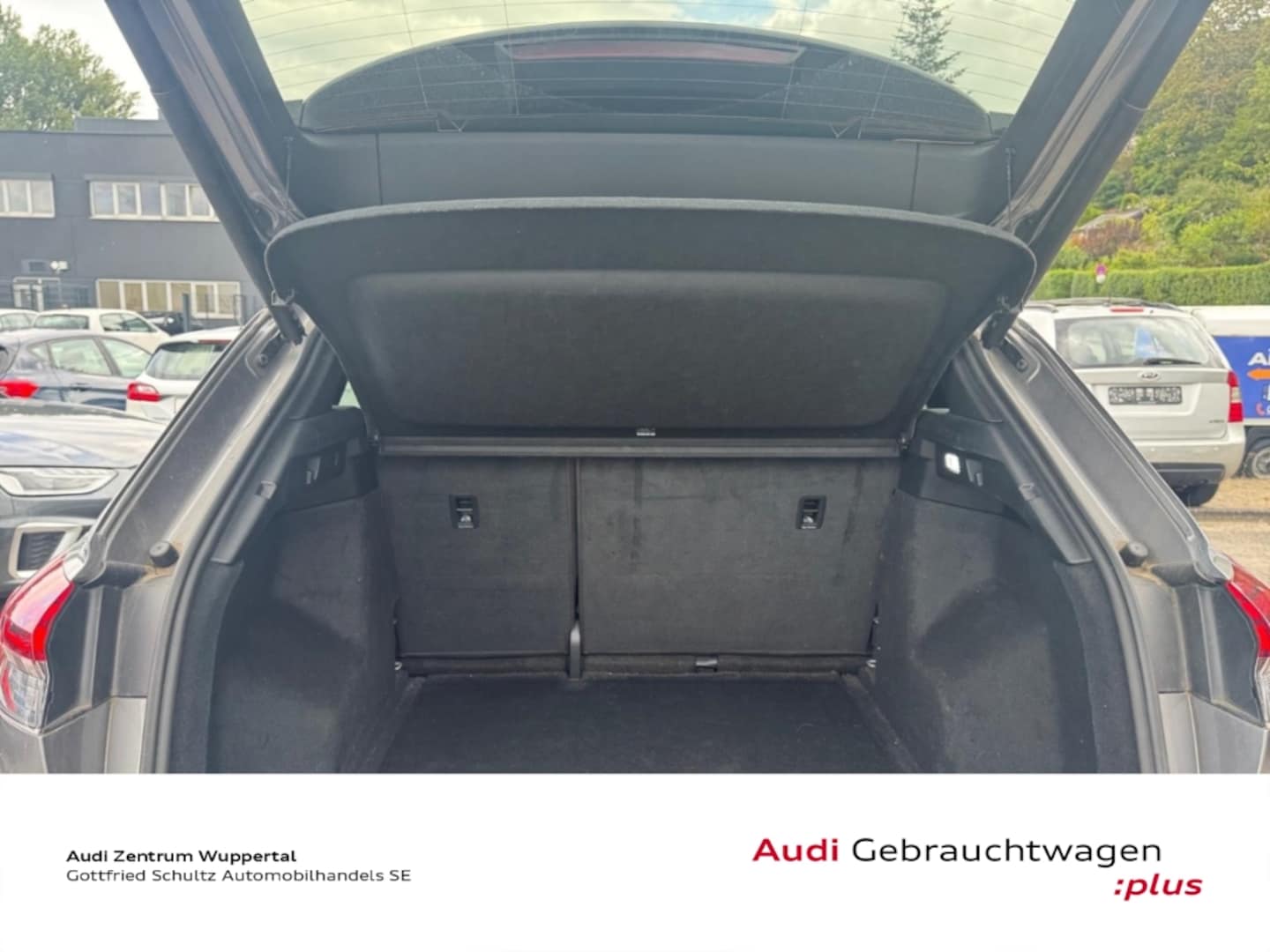 Bild über Audi Q4 e-tron 40 e-tron - für weitere Informationen kontaktieren Sie den Audi Partner