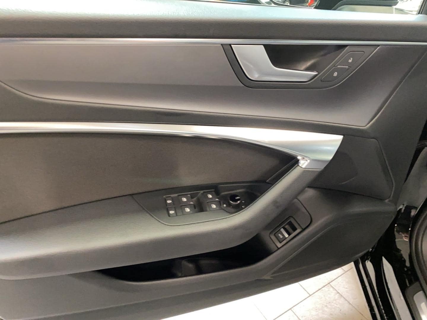 Bild über Audi A6 45 TFSI S tronic - für weitere Informationen kontaktieren Sie den Audi Partner
