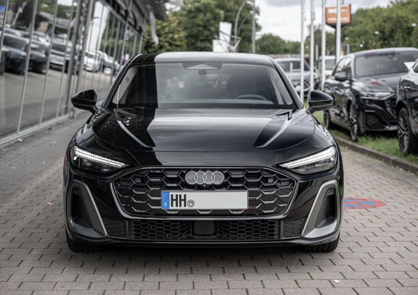 Bild über Audi A5 Limousine TFSI 110 kW S tronic - für weitere Informationen kontaktieren Sie den Audi Partner