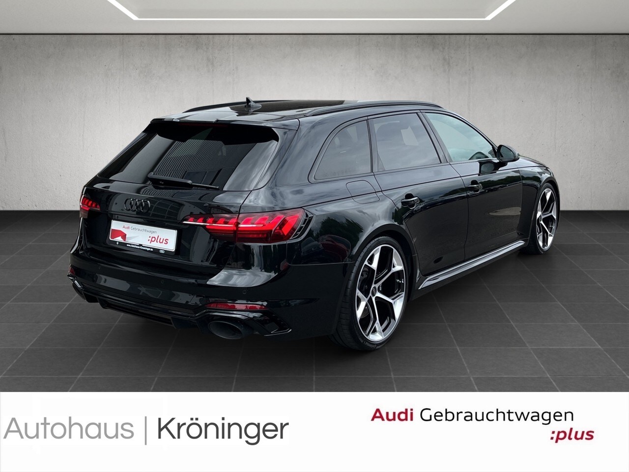 Image about Audi RS 4 Avant TFSI quattro tiptronic