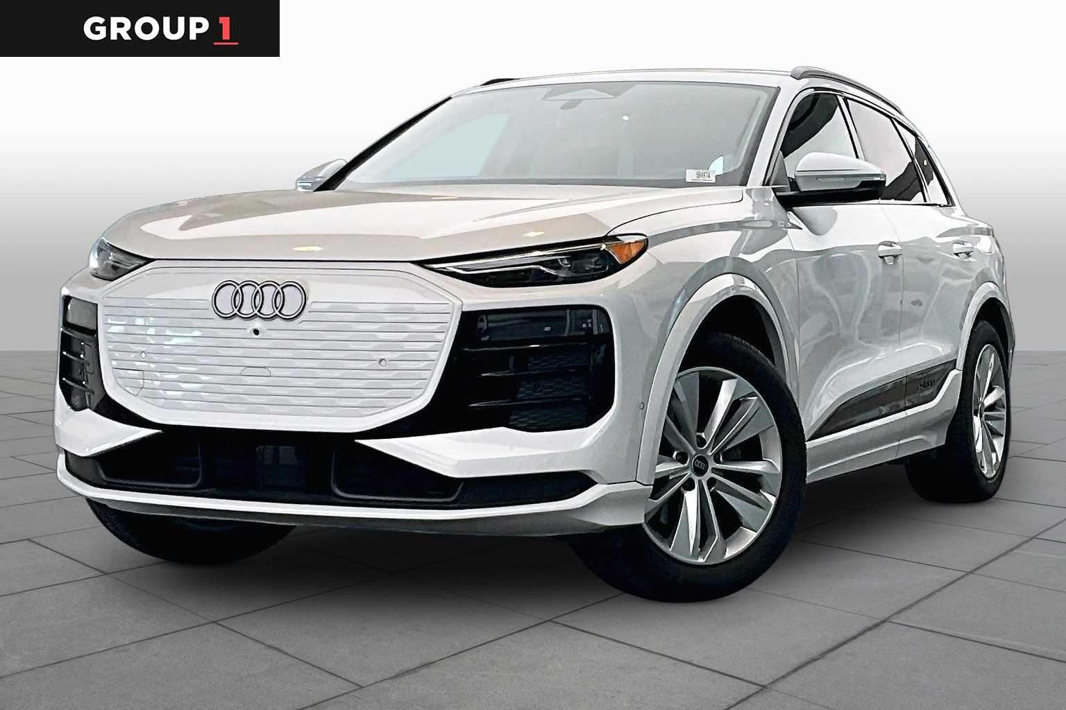 2025 Audi Q6 e-tron Premium's photo