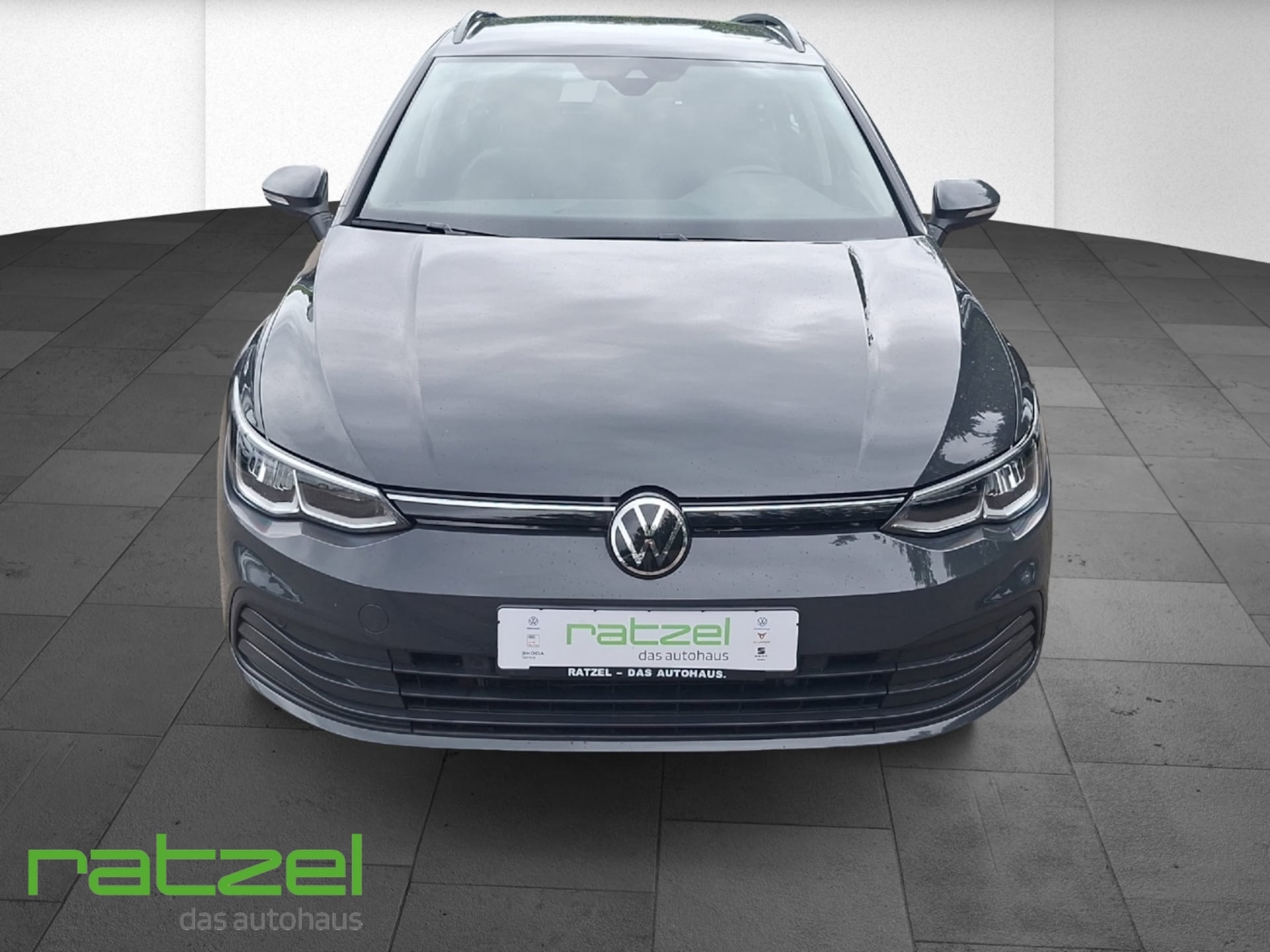 Volkswagen Golf Variant Life