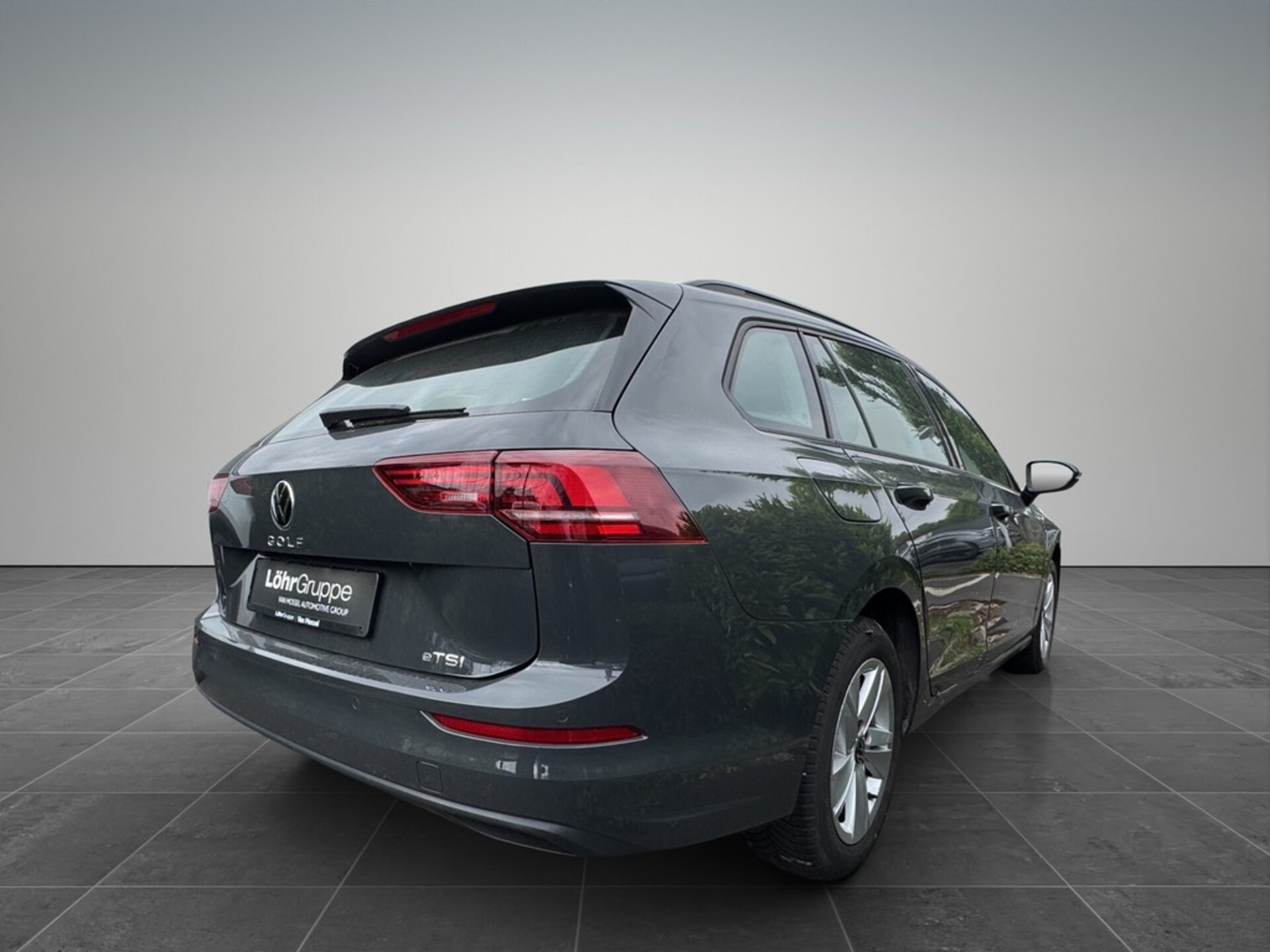 Volkswagen Golf Variant Life