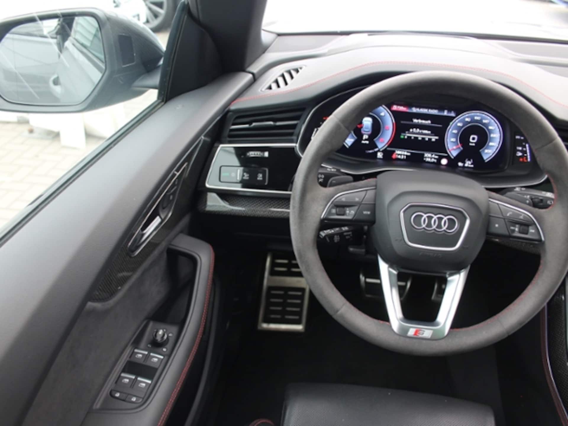 Audi Q8 SUV