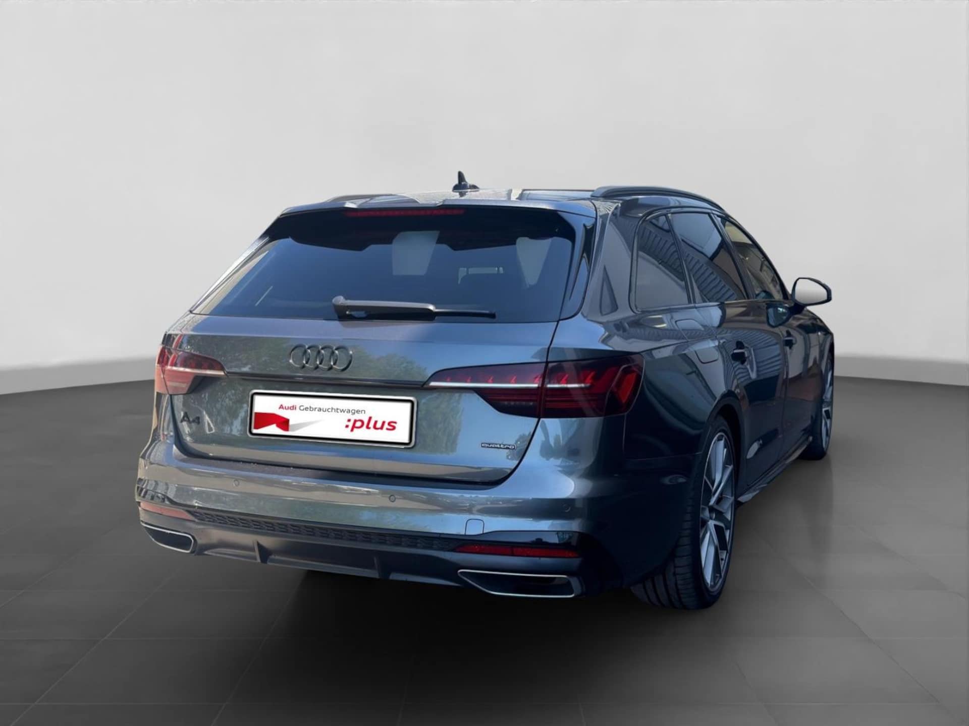 Audi A4 Avant S line