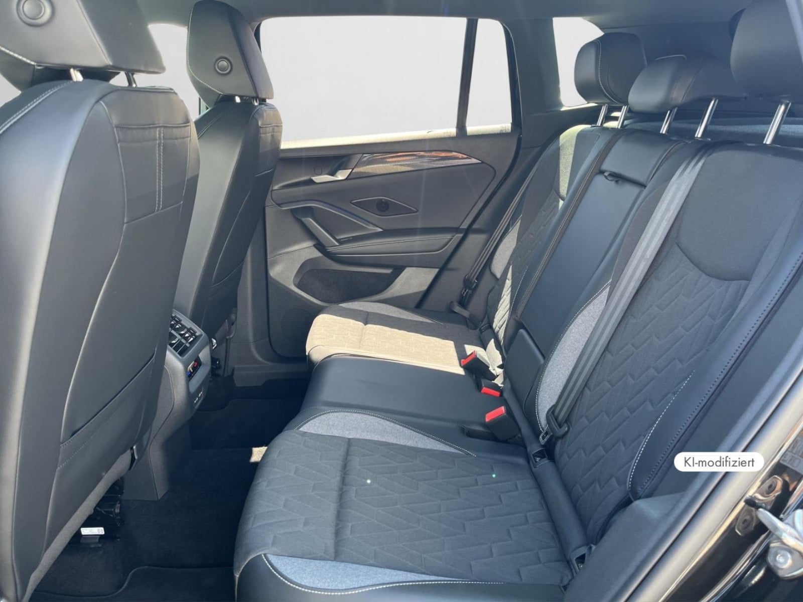 Volkswagen Tiguan – Bild 14