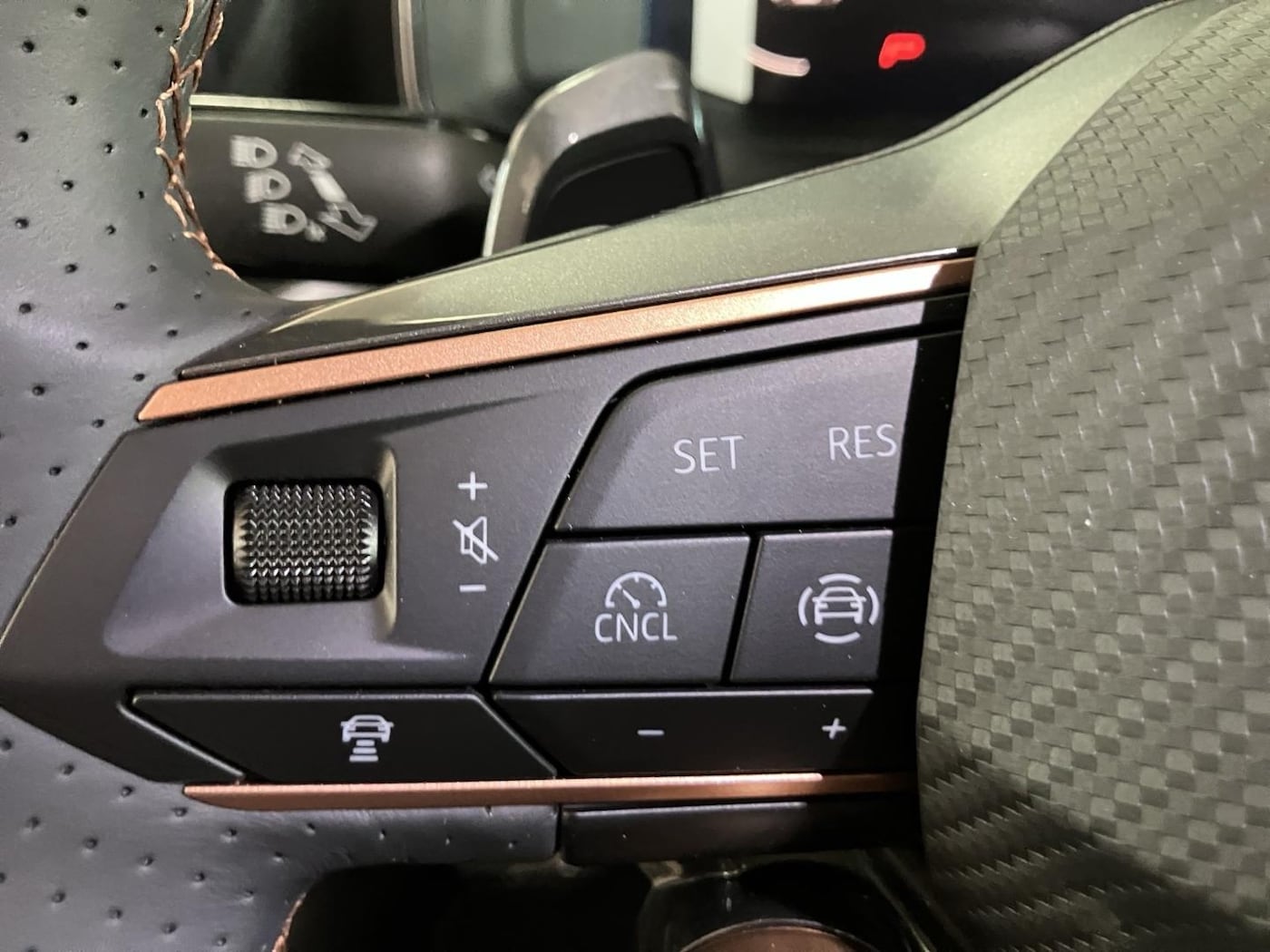 CUPRA Formentor 1.5 eTSI DSG 110 kW (150 CV) — photo 9