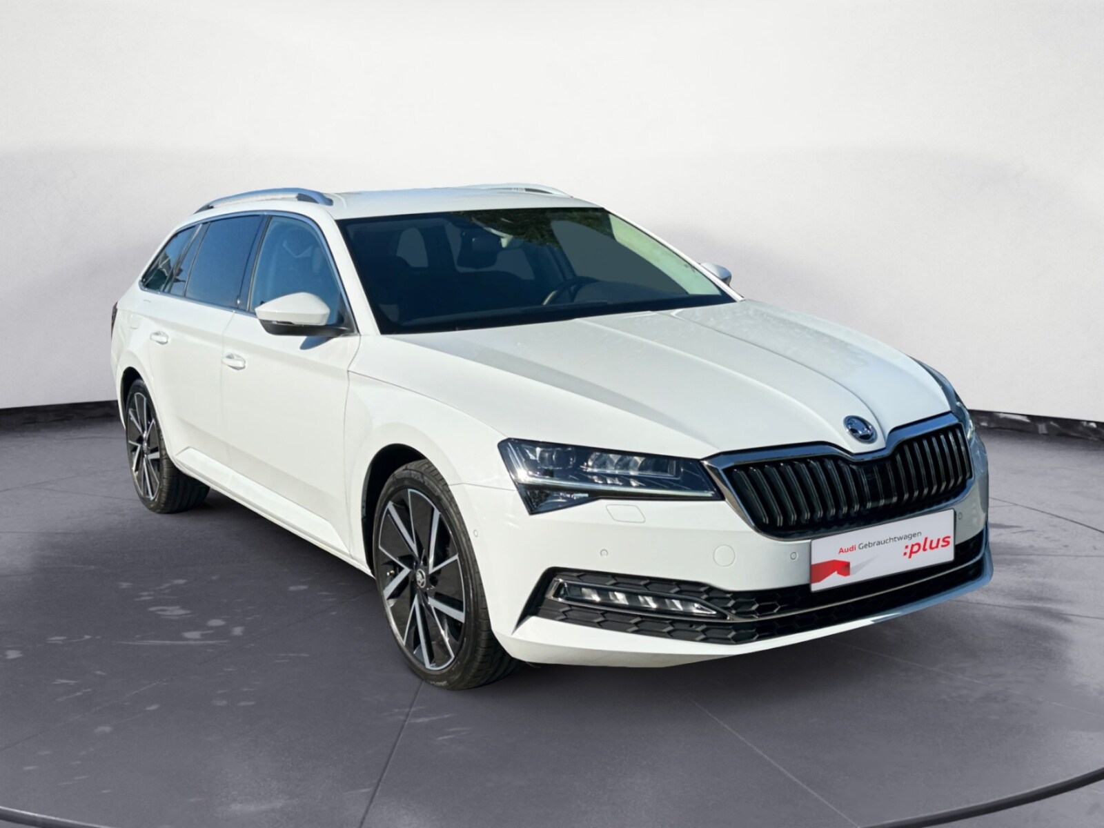 Škoda Superb Combi – Bild 6
