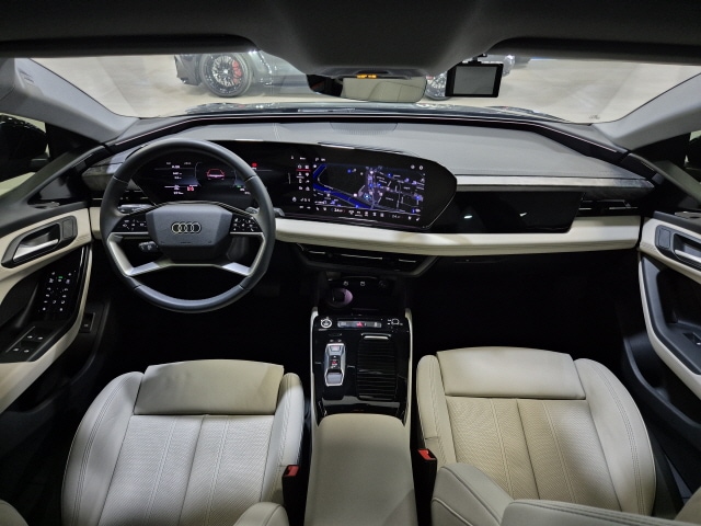 Audi e-tron performance Advanced 270, 00 kW 8